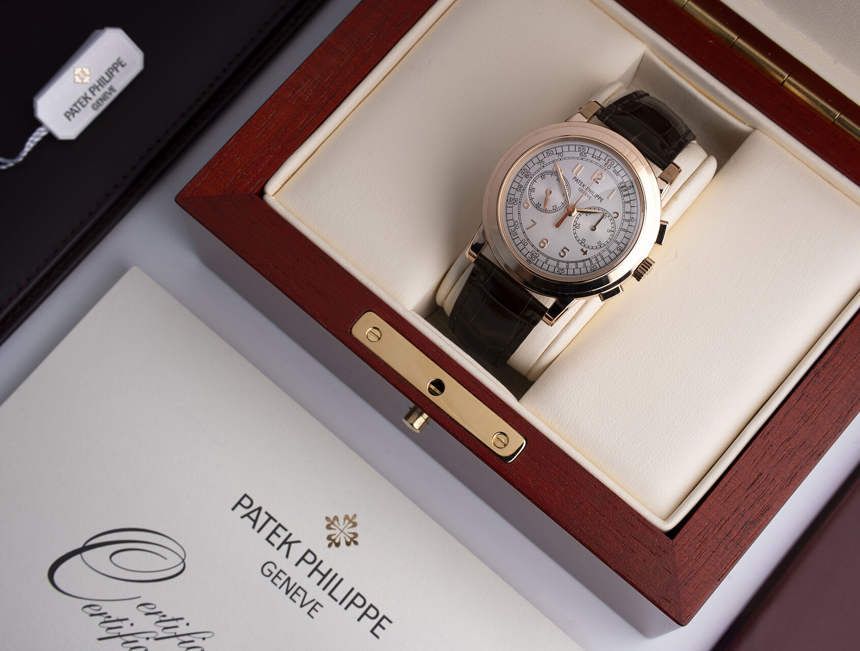 ref 5070R-001 | 5070R-001 - Box & Certificate | Patek Philippe Chronograph