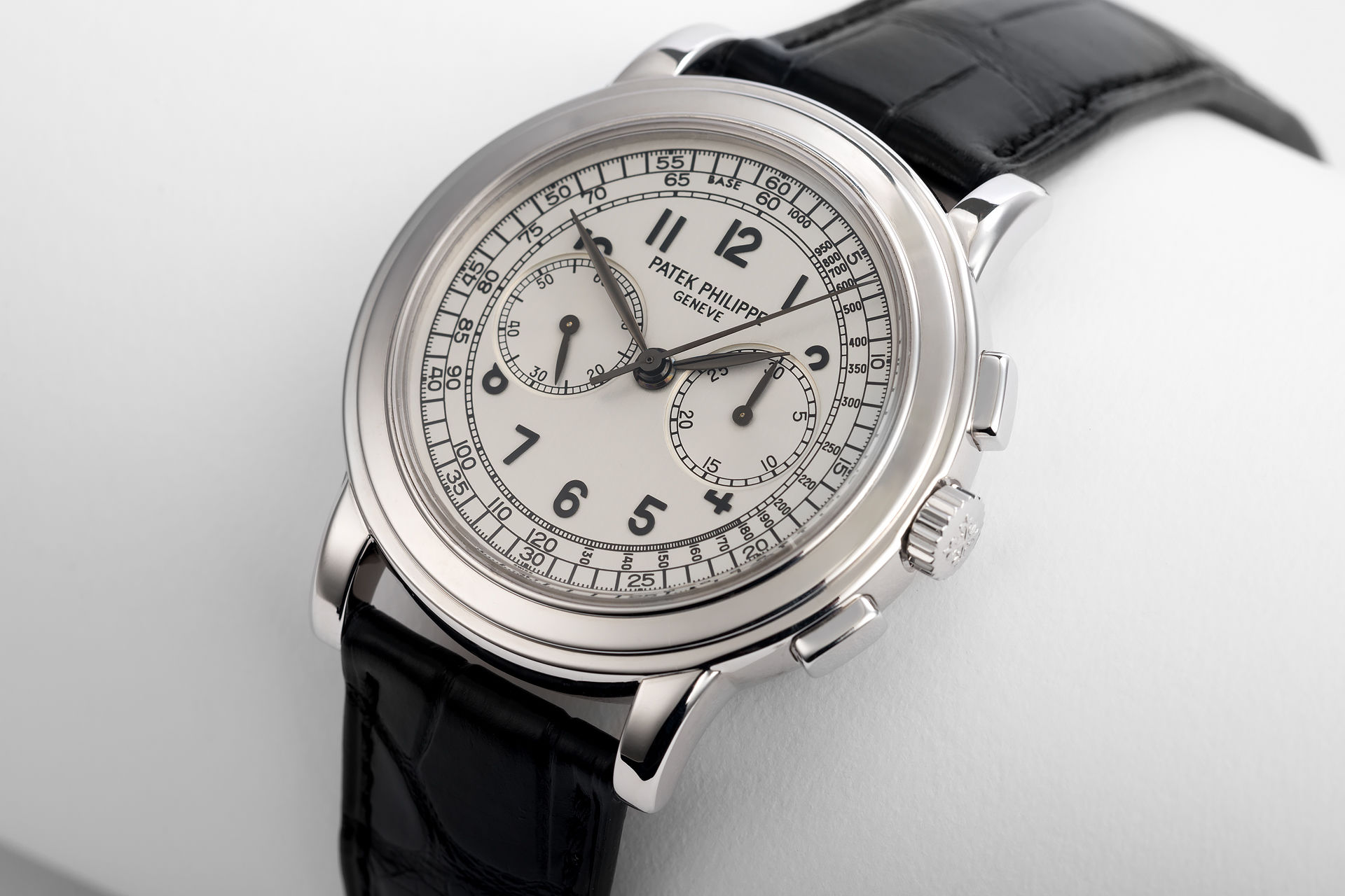 ref 5070G-001 | White Gold 'Complete Set' | Patek Philippe Chronograph