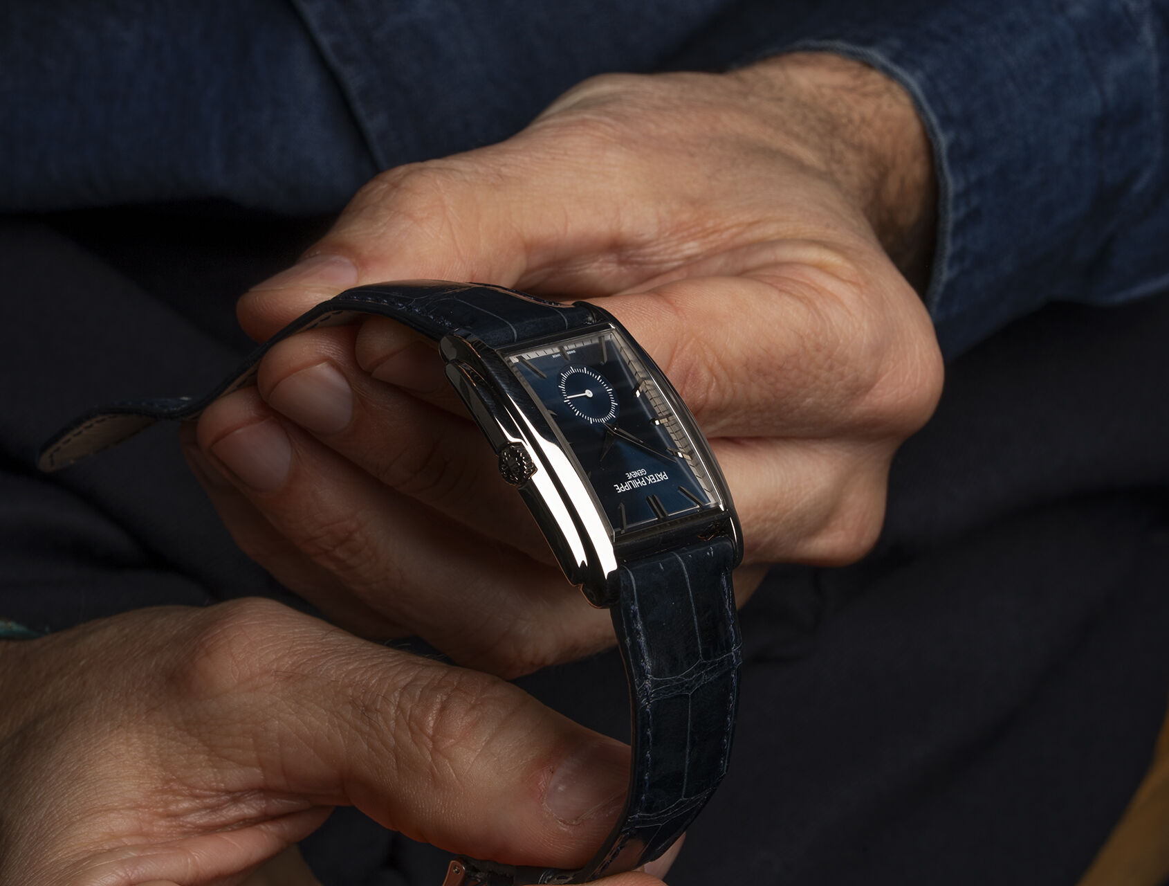 ref 5124G-011 | 5124G - White Gold | Patek Philippe Gondolo