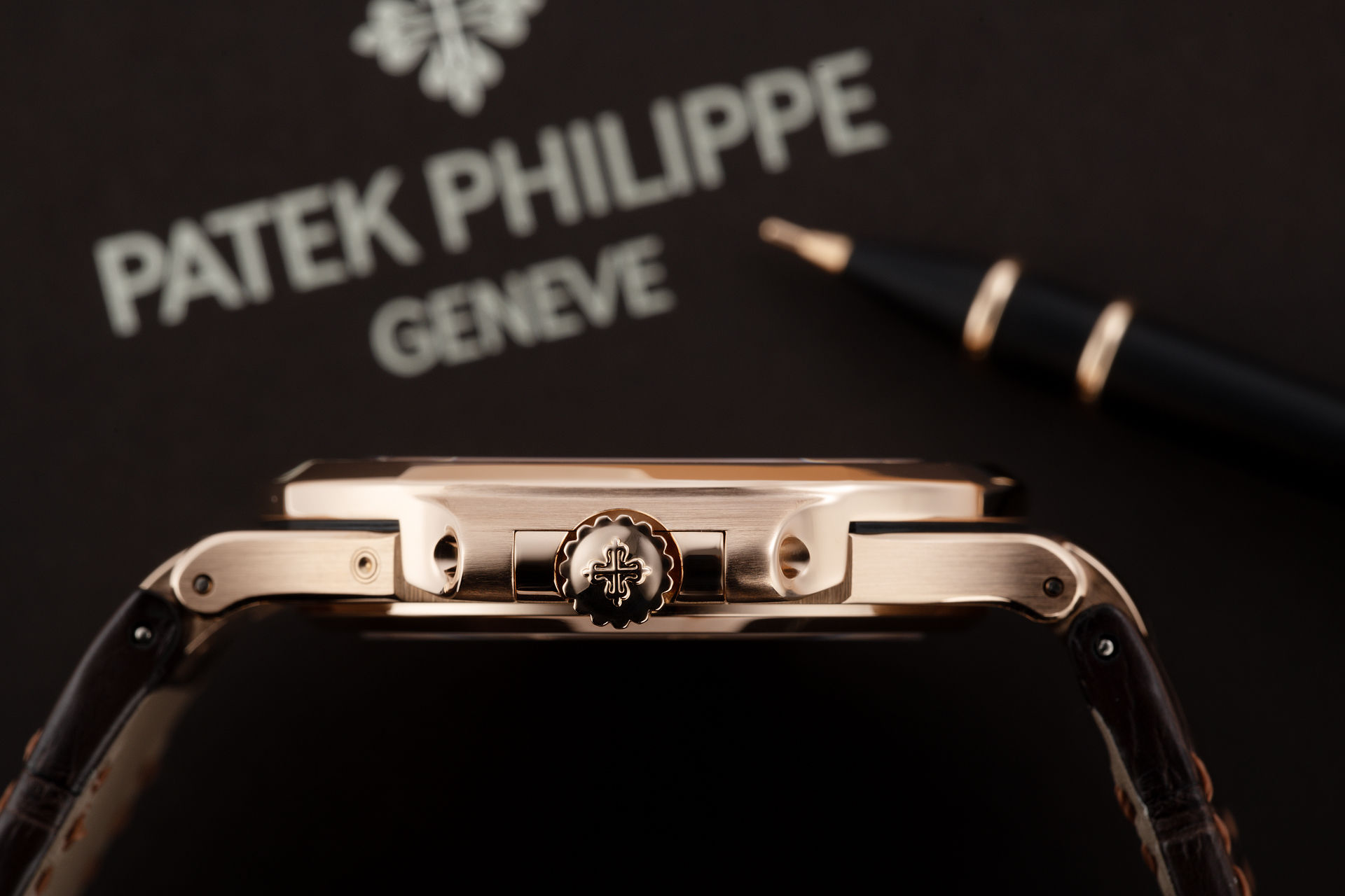 ref 5712R-001 | 18ct Rose Gold  | Patek Philippe Nautilus