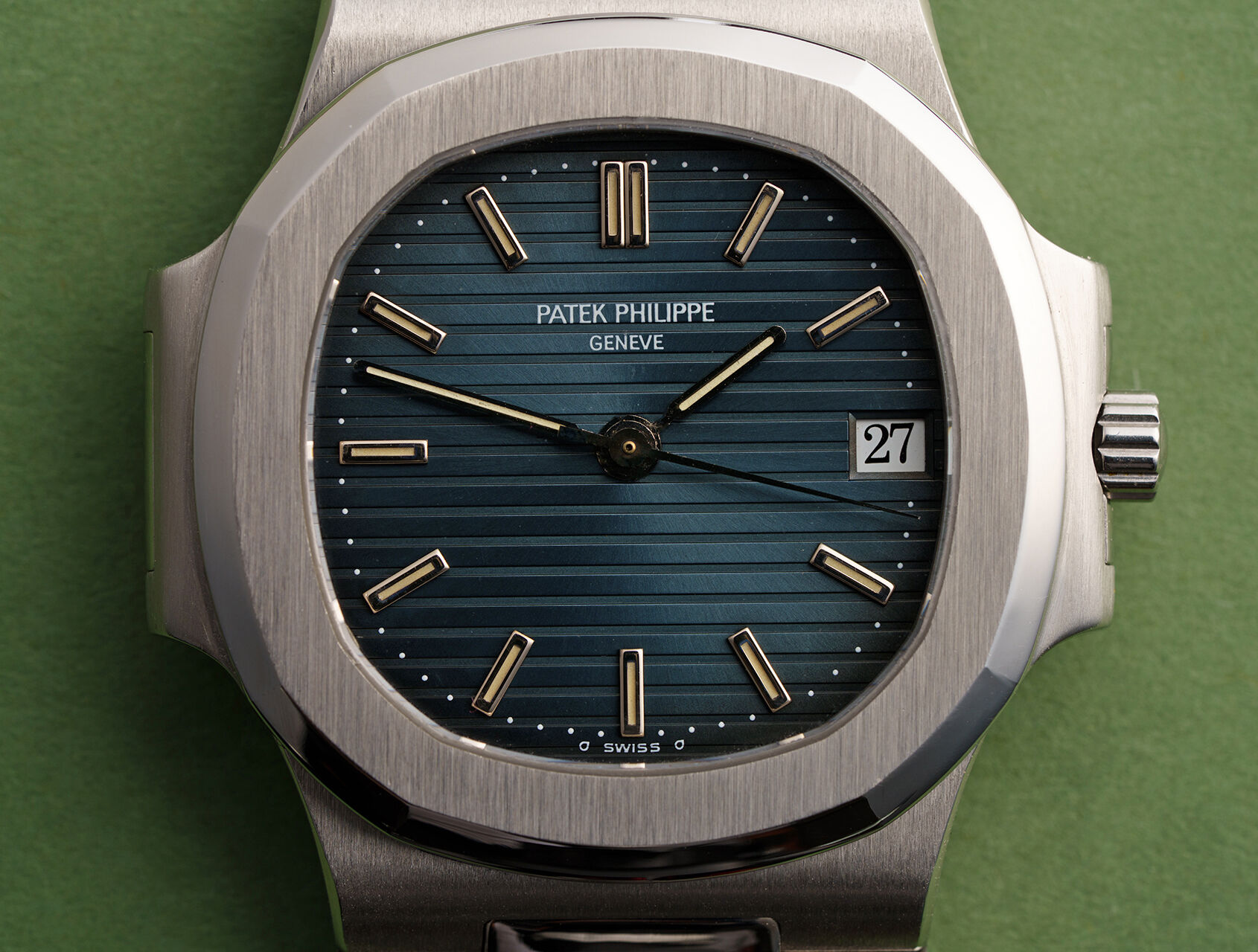 ref 3800/1A-010 | 3800/1A - Box & Papers | Patek Philippe Nautilus