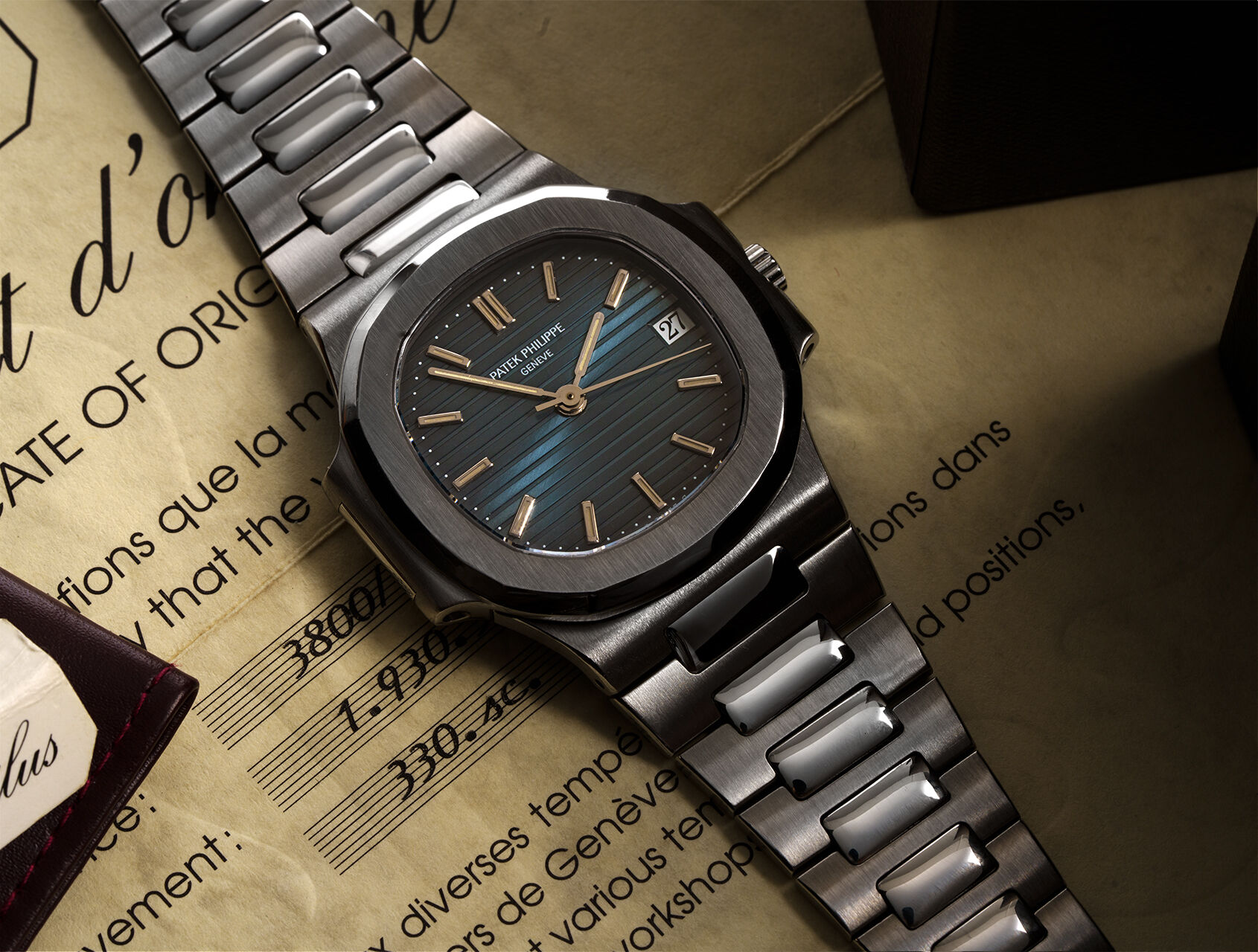 ref 3800/1A-010 | 3800/1A - Box & Papers | Patek Philippe Nautilus
