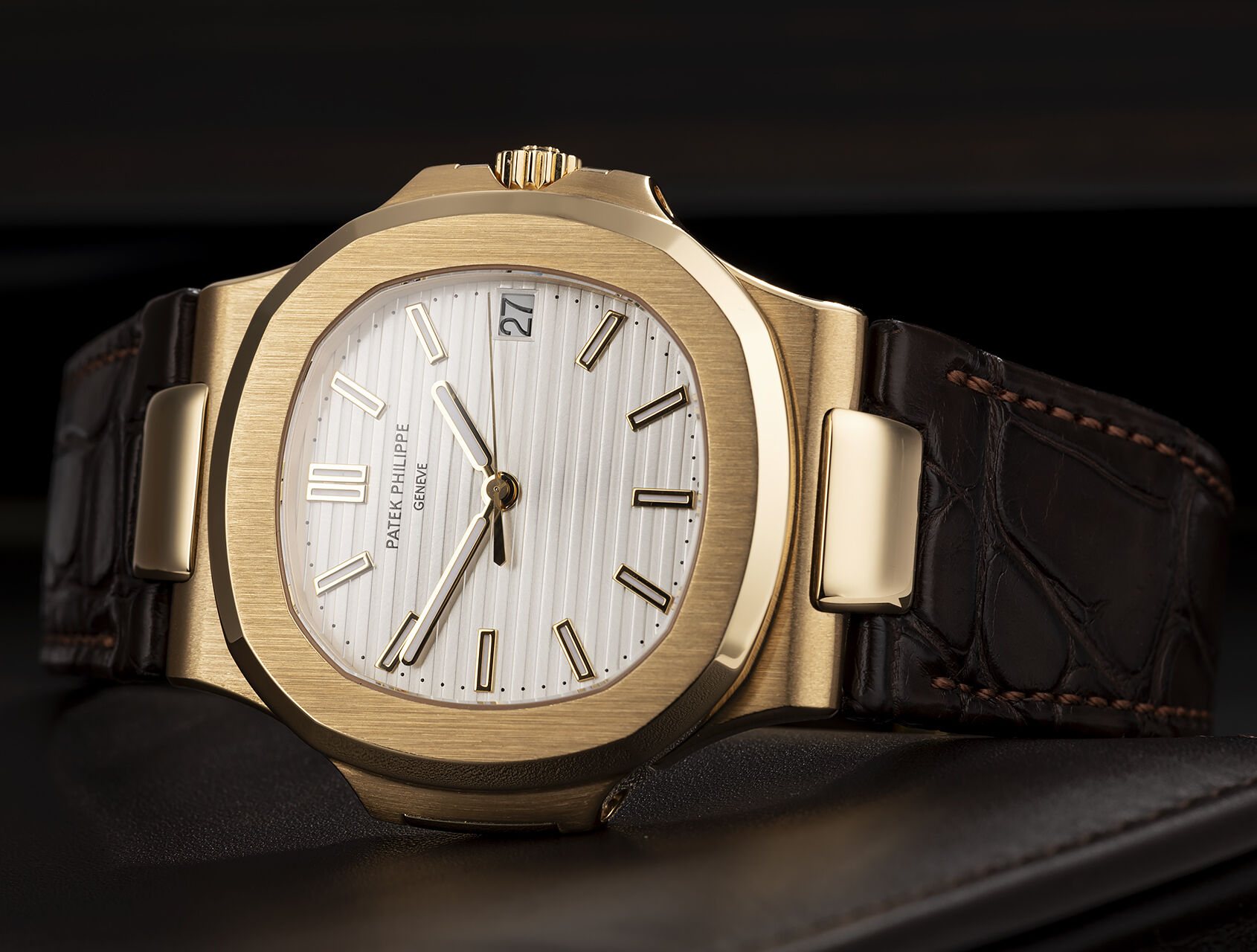 ref 5711J-001 | 5711J-001 - Box & Certificate | Patek Philippe Nautilus