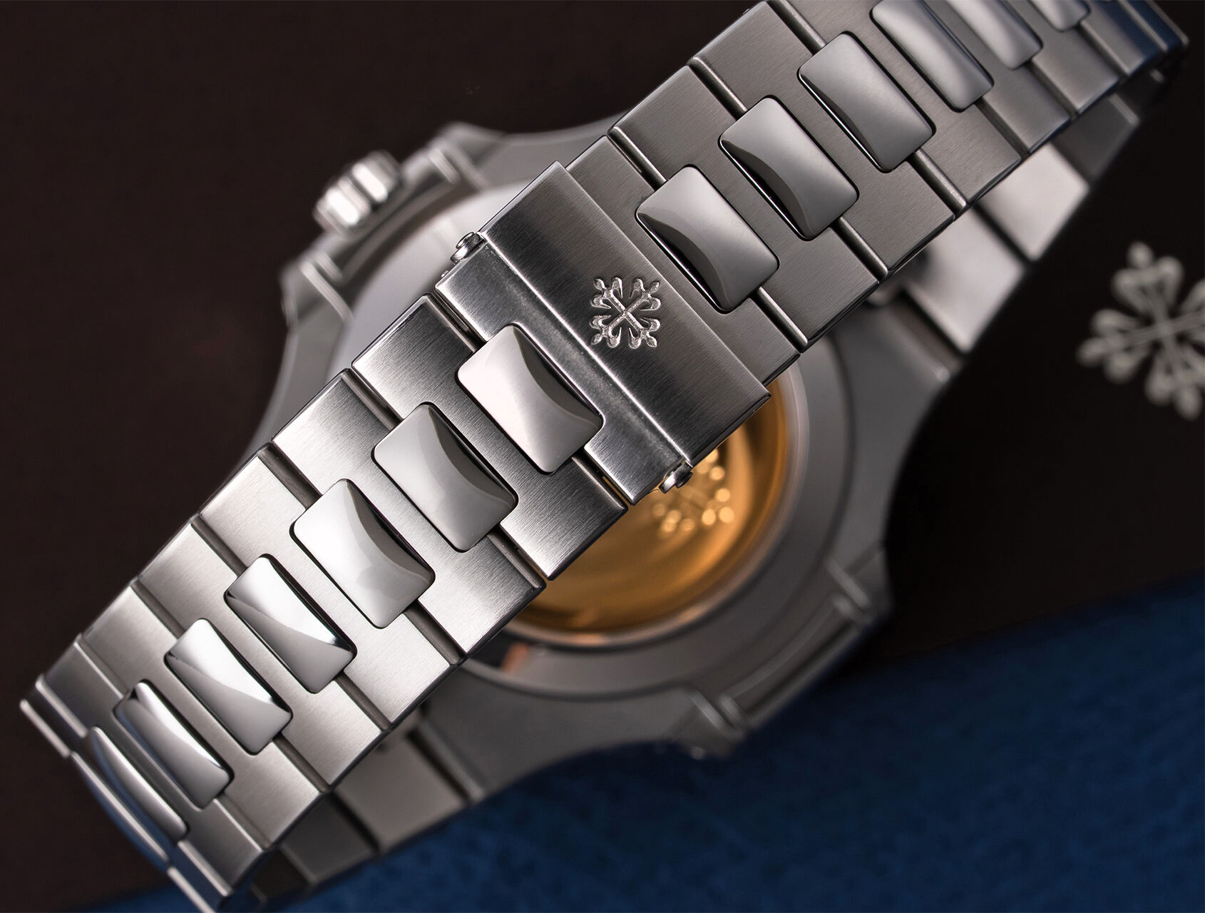 ref 5726/1A-010 | 5726/1A - Serviced by Patek | Patek Philippe Nautilus