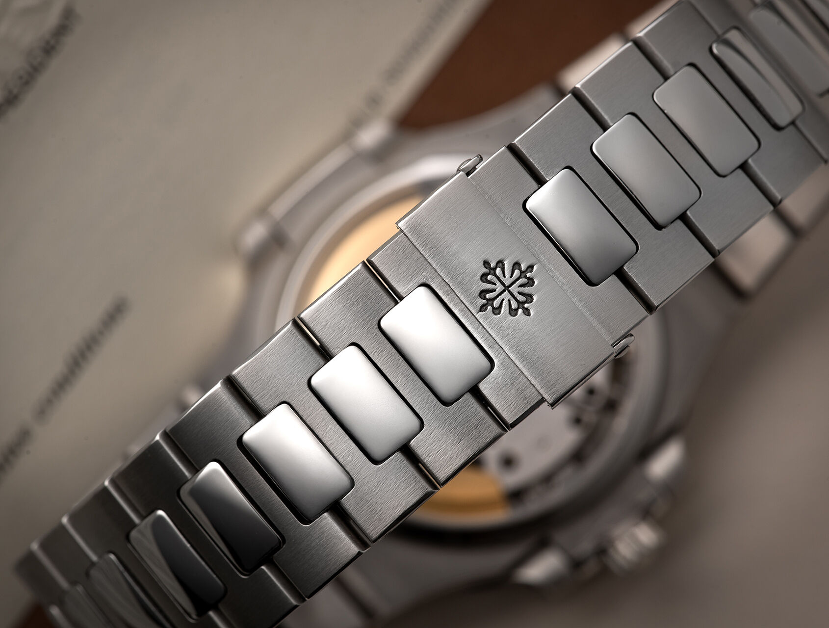ref 5800/1A-001 | 5800/1A - Rare Collectors Set | Patek Philippe Nautilus