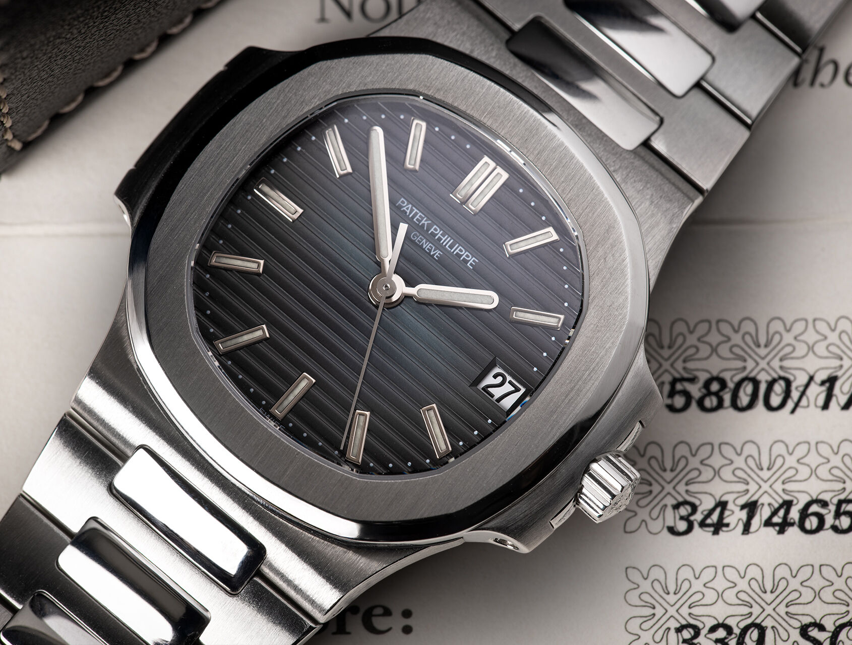 ref 5800/1A-001 | 5800/1A - Rare Collectors Set | Patek Philippe Nautilus