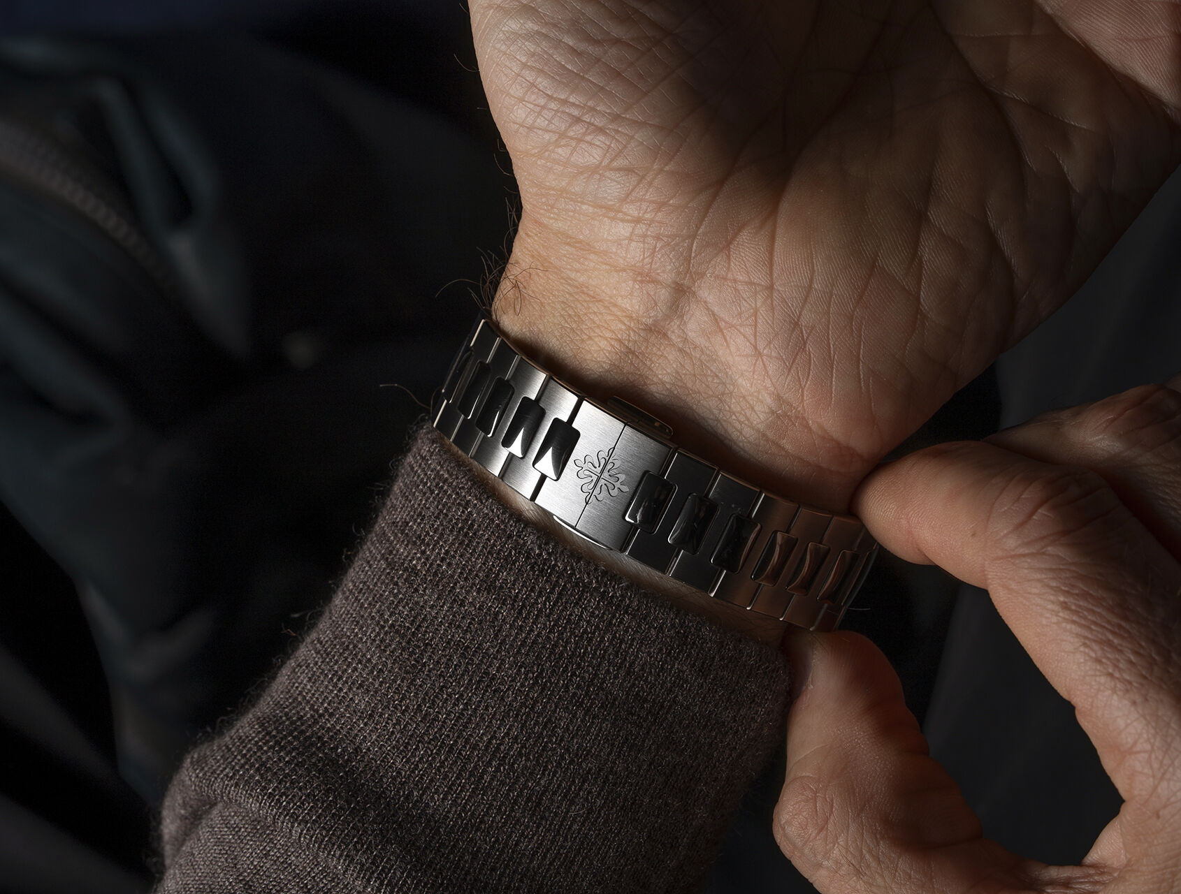 ref 5811/1G-001 | 5811/1G-001 - White Gold | Patek Philippe Nautilus