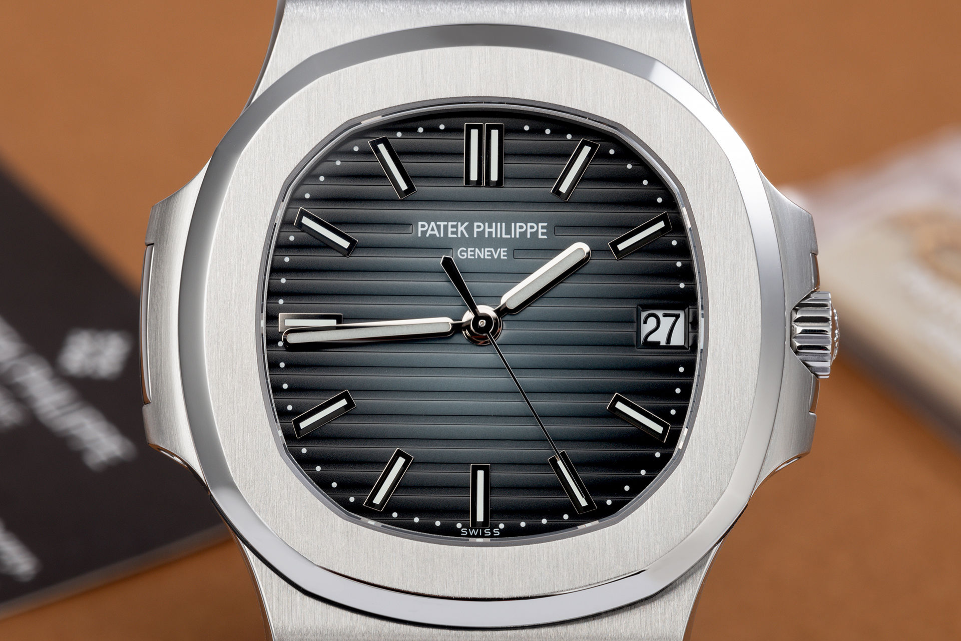 ref 5711/1A-010 | Box & Certificate  | Patek Philippe Nautilus