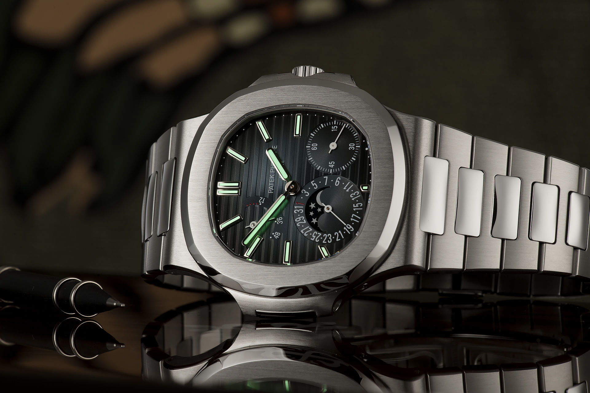 ref 5712/1A-001 | Brand New | Patek Philippe Nautilus