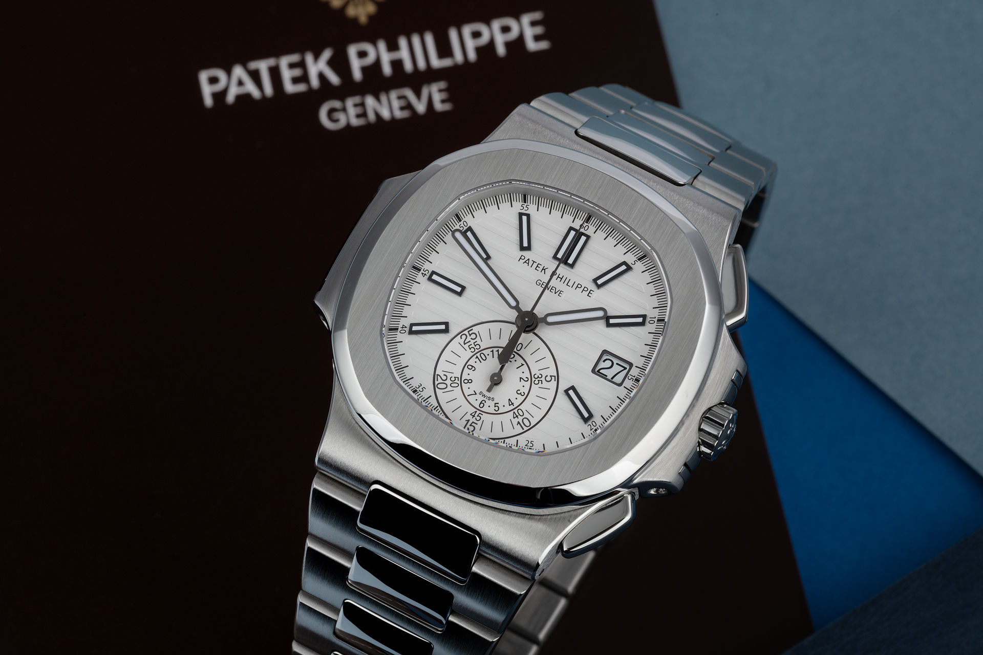 ref 5980/1A-019 | 'Full Set' Rare White Dial | Patek Philippe Nautilus Chronograph