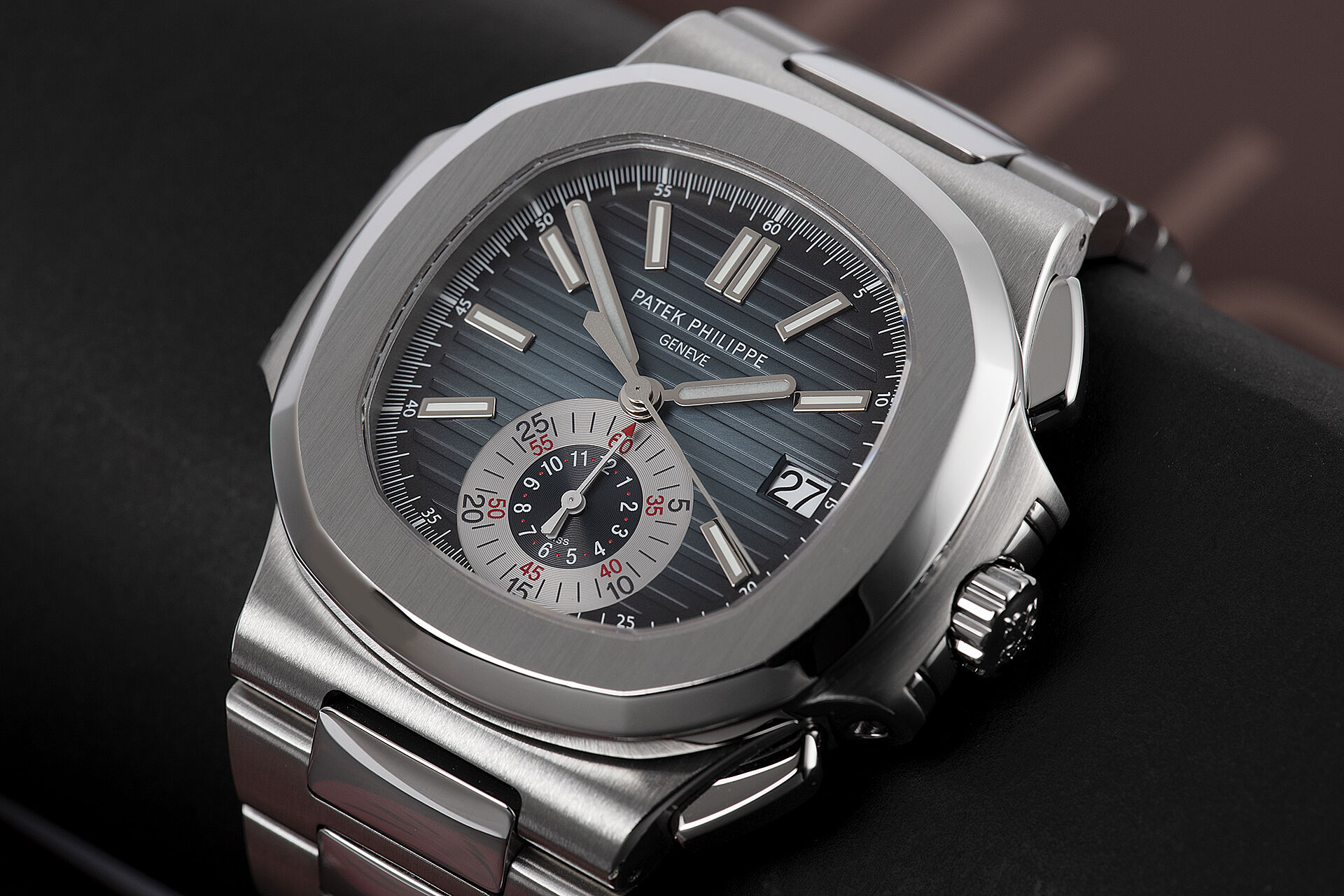 ref 5980/1A-001 | 'Just Serviced by Patek Philppe' | Patek Philippe Nautilus Chronograph