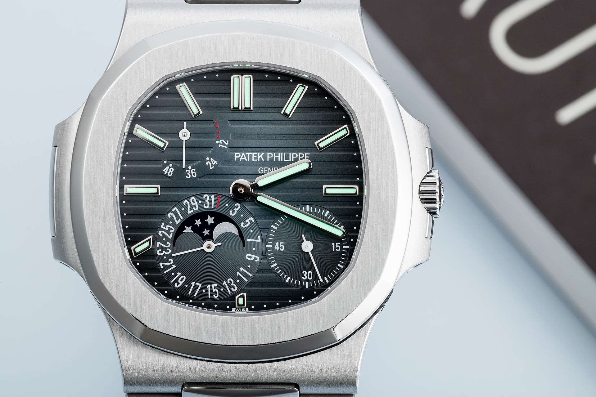 ref 5712/1A-001 | Complete Set 'Superb Example' | Patek Philippe Nautilus