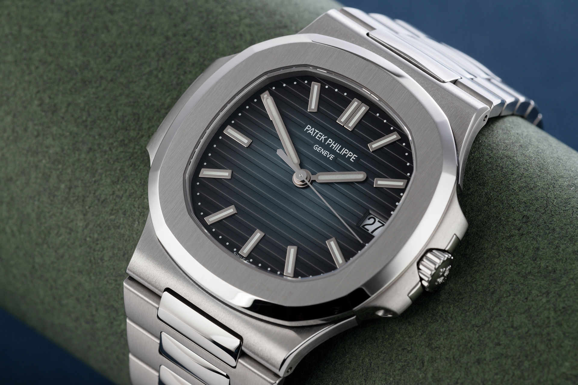 ref 5711/1A-010 | Jumbo 'Full Set' | Patek Philippe Nautilus