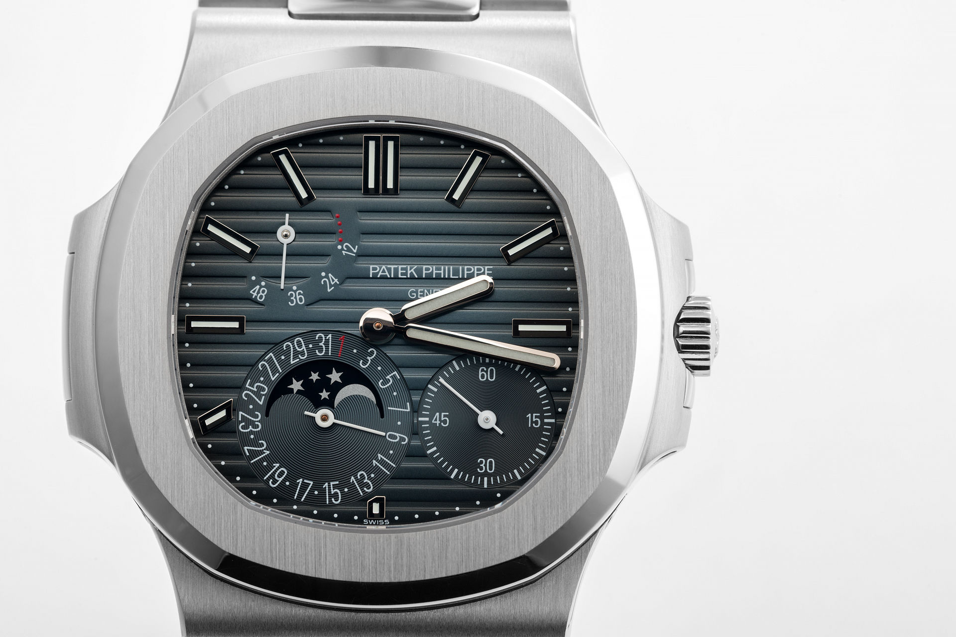 ref 5712/1A-001 | Power Reserve 'UK Supplied' | Patek Philippe Nautilus