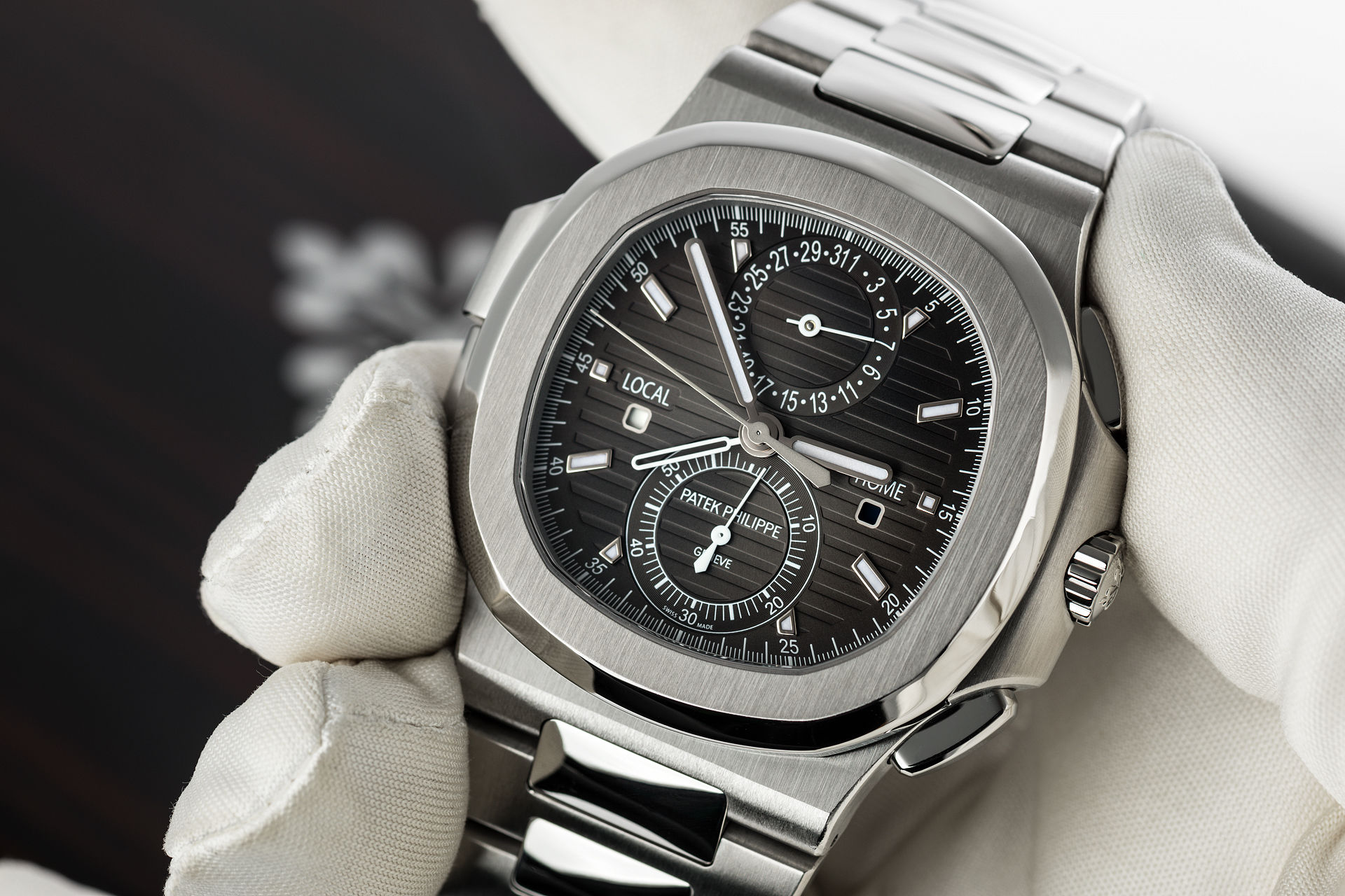 ref 5990/1A-001 | Travel Time 'Complete Set' | Patek Philippe Nautilus