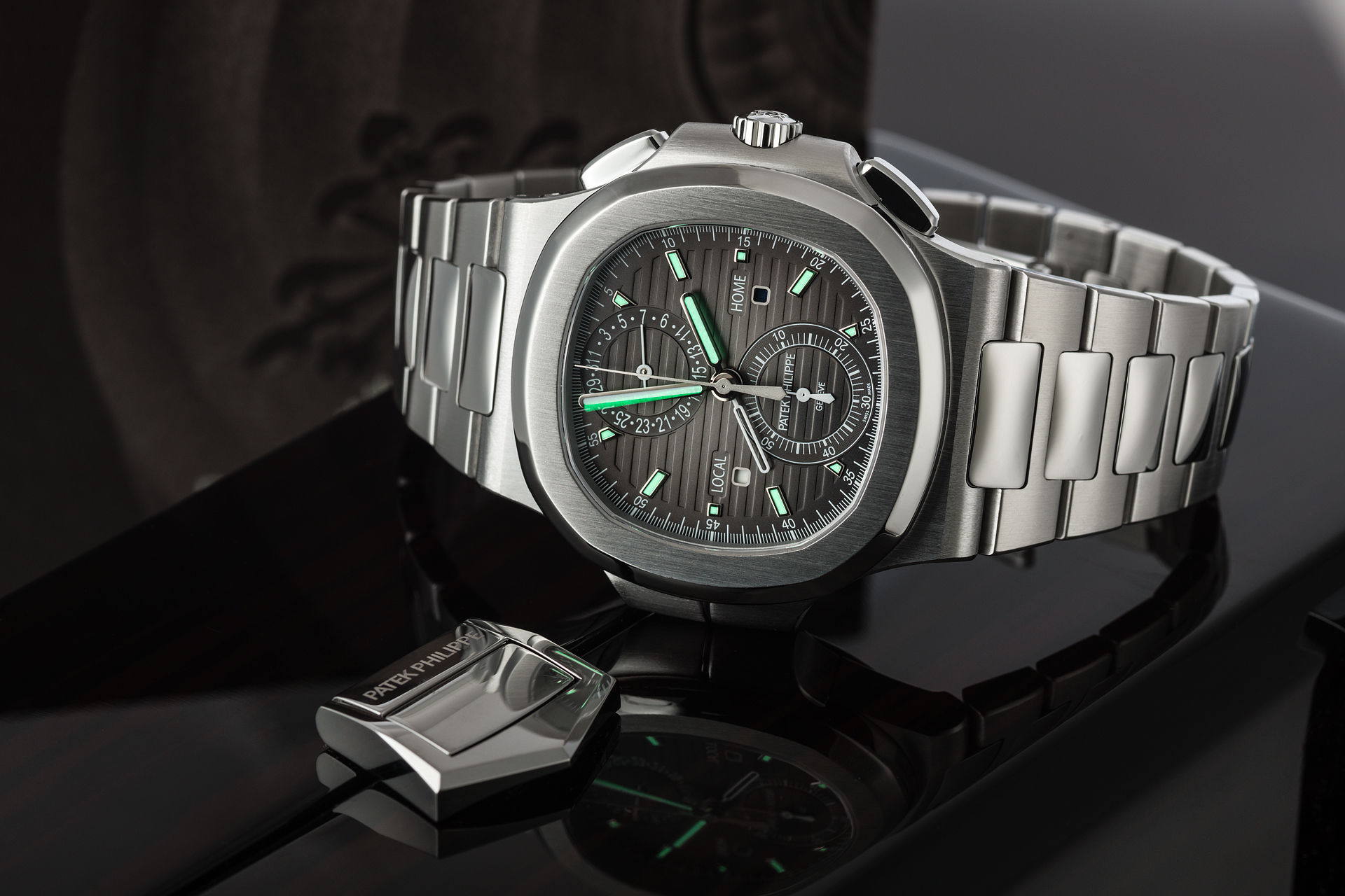 ref 5990/1A-001 | Travel Time 'Complete Set' | Patek Philippe Nautilus