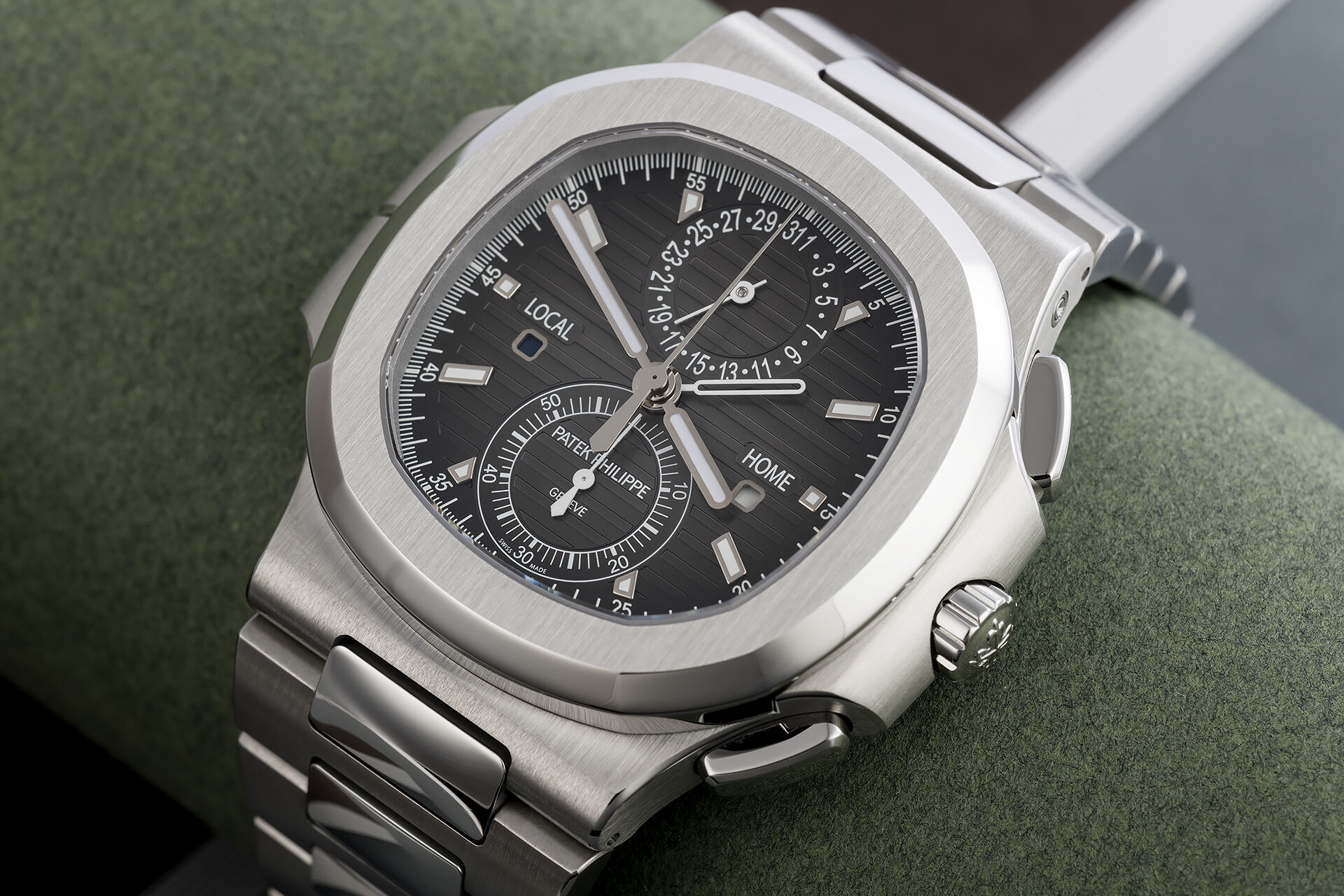 ref 5990/1A-001 | Brand New With Patek Warranty | Patek Philippe Nautilus