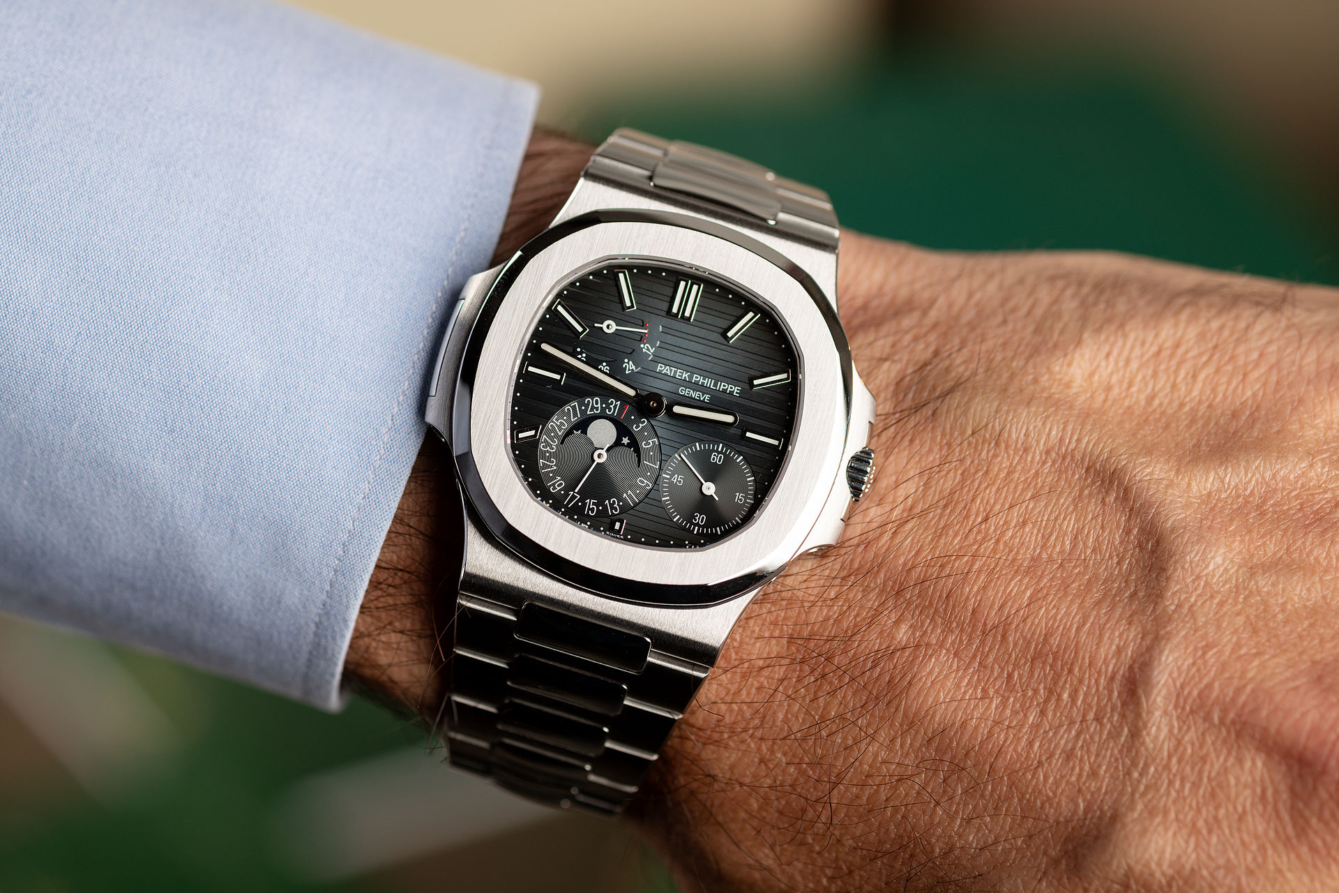 ref 5712/1A-001 | Ultra Slim 'Full Set' | Patek Philippe Nautilus