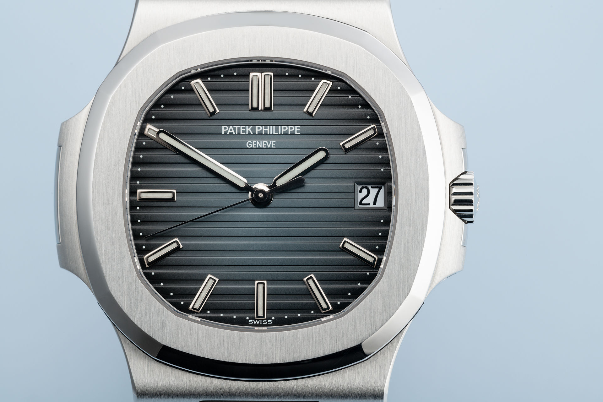 ref 5711/1A-010 | 'Unworn' Full Set | Patek Philippe Nautilus