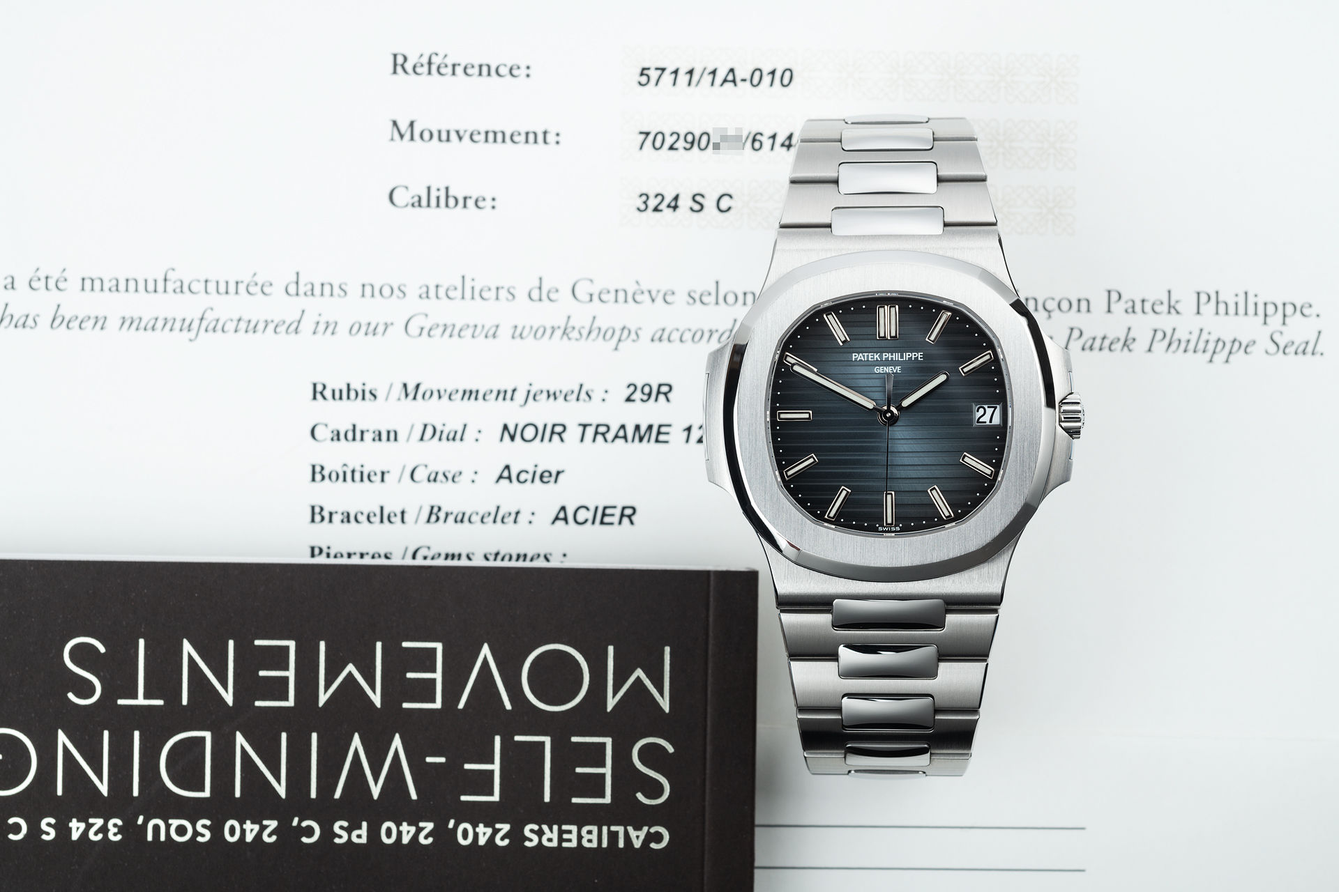 ref 5711/1A-010 | 'Unworn' Full Set | Patek Philippe Nautilus