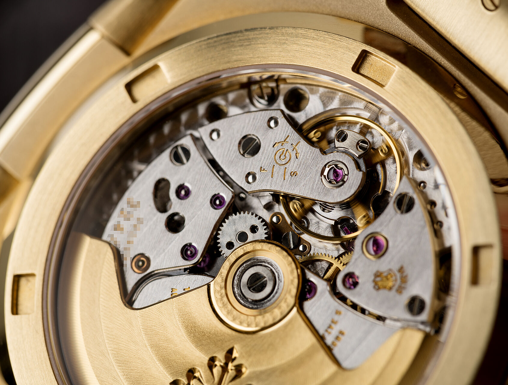 ref 5711J-001 | 5711J-001 - Box & Certificate | Patek Philippe Nautilus