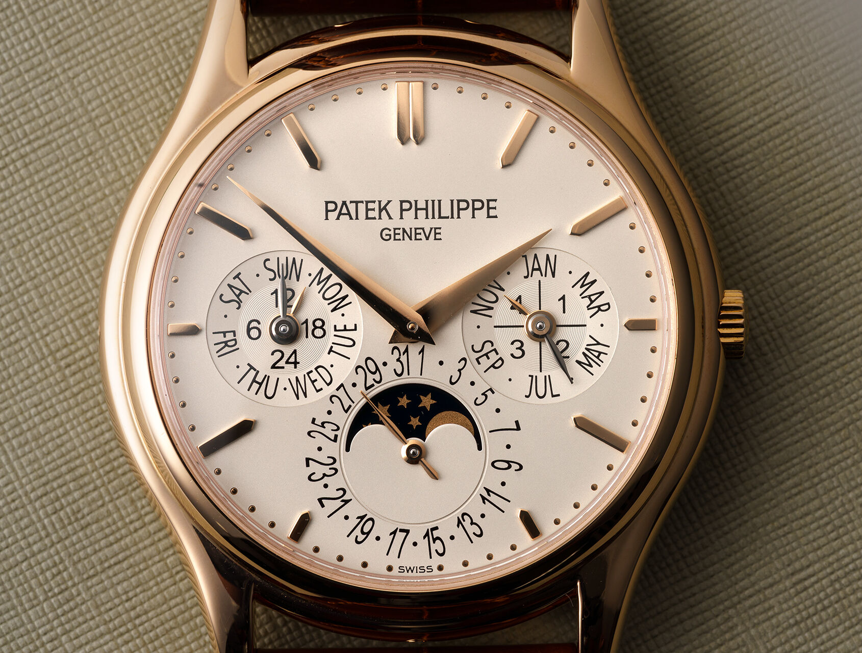 ref 5140R-011 | 5140R - Box & Certificate | Patek Philippe Perpetual Calendar