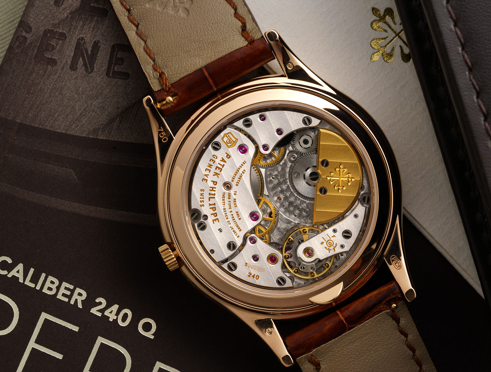 ref 5140R-011 | 5140R - Box & Certificate | Patek Philippe Perpetual Calendar