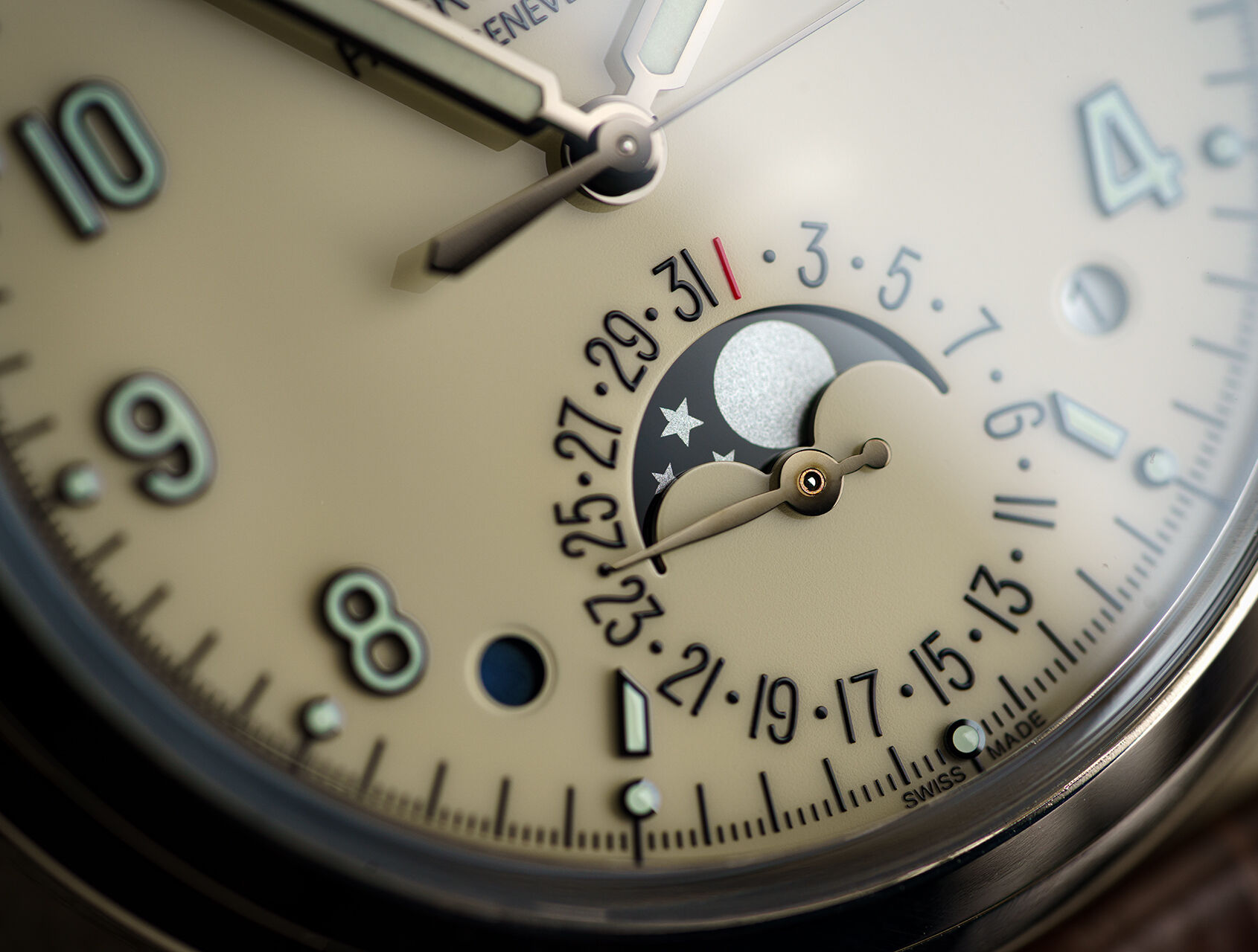 ref 5320G-001 | 5320G - White Gold | Patek Philippe Perpetual Calendar