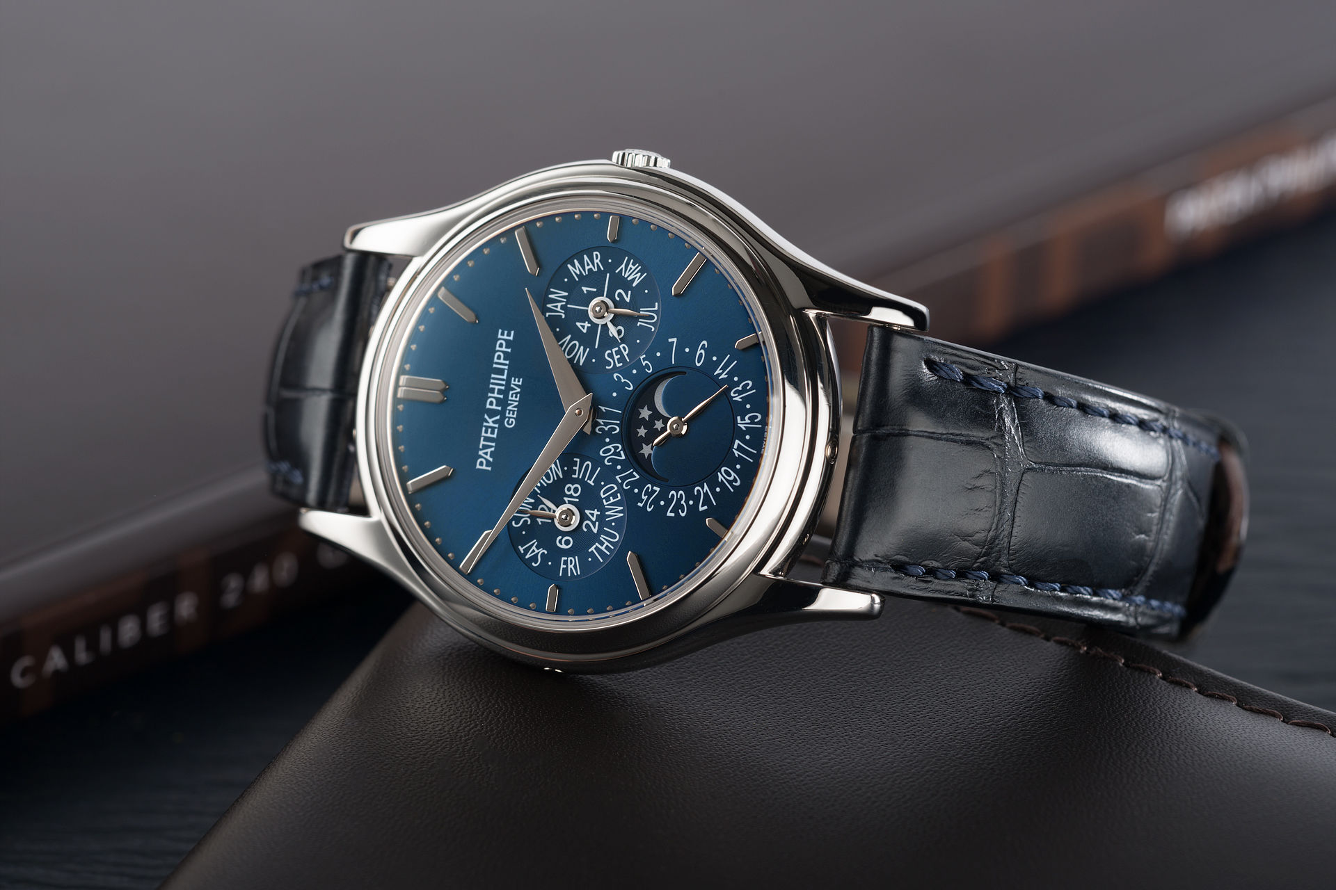 Patek Philippe Perpetual Calendar Watches ref 5140P001 Platinum
