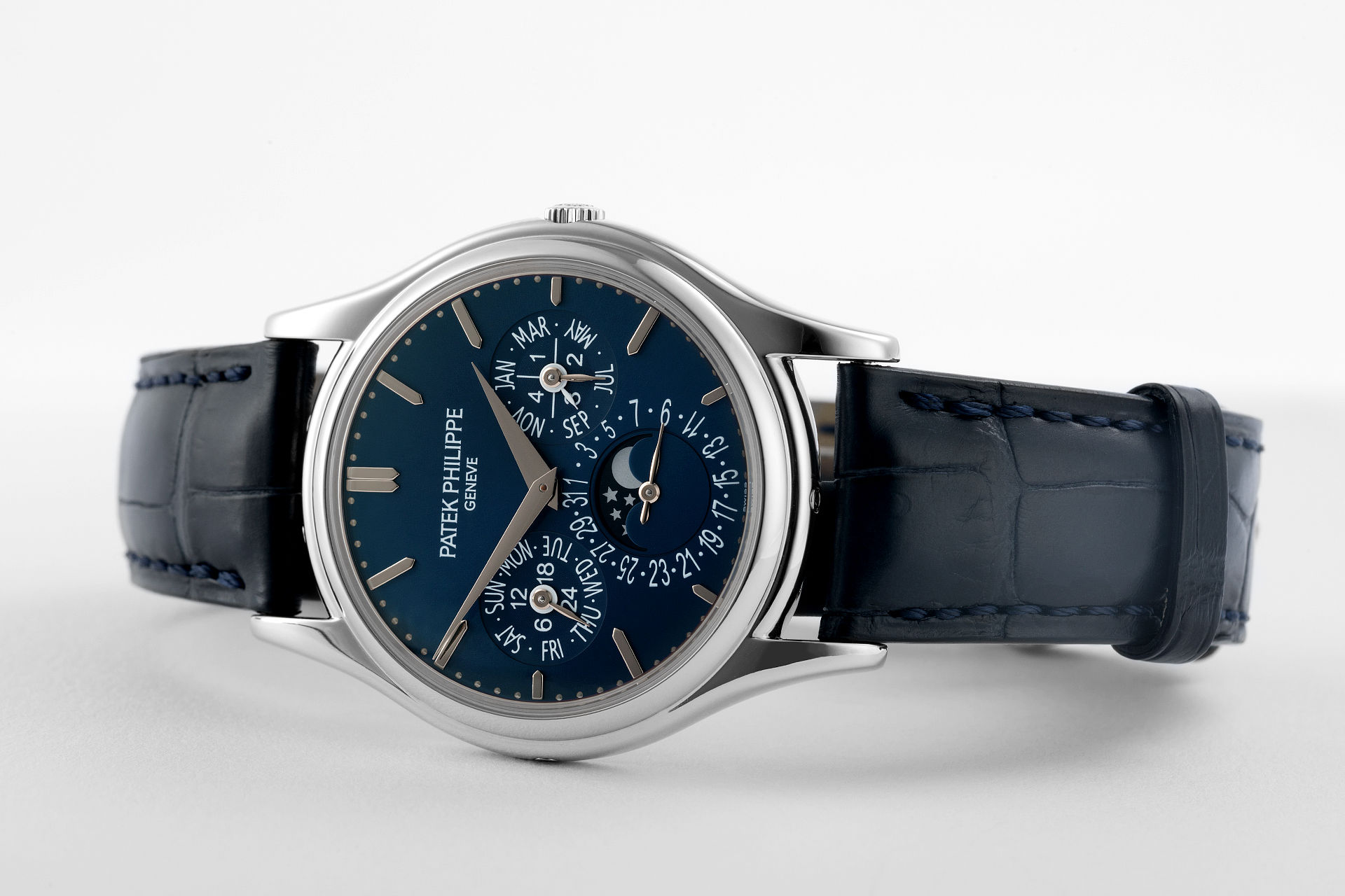 Platinum "Ultra Thin Perpetual" ref 5140P001 Patek Philippe