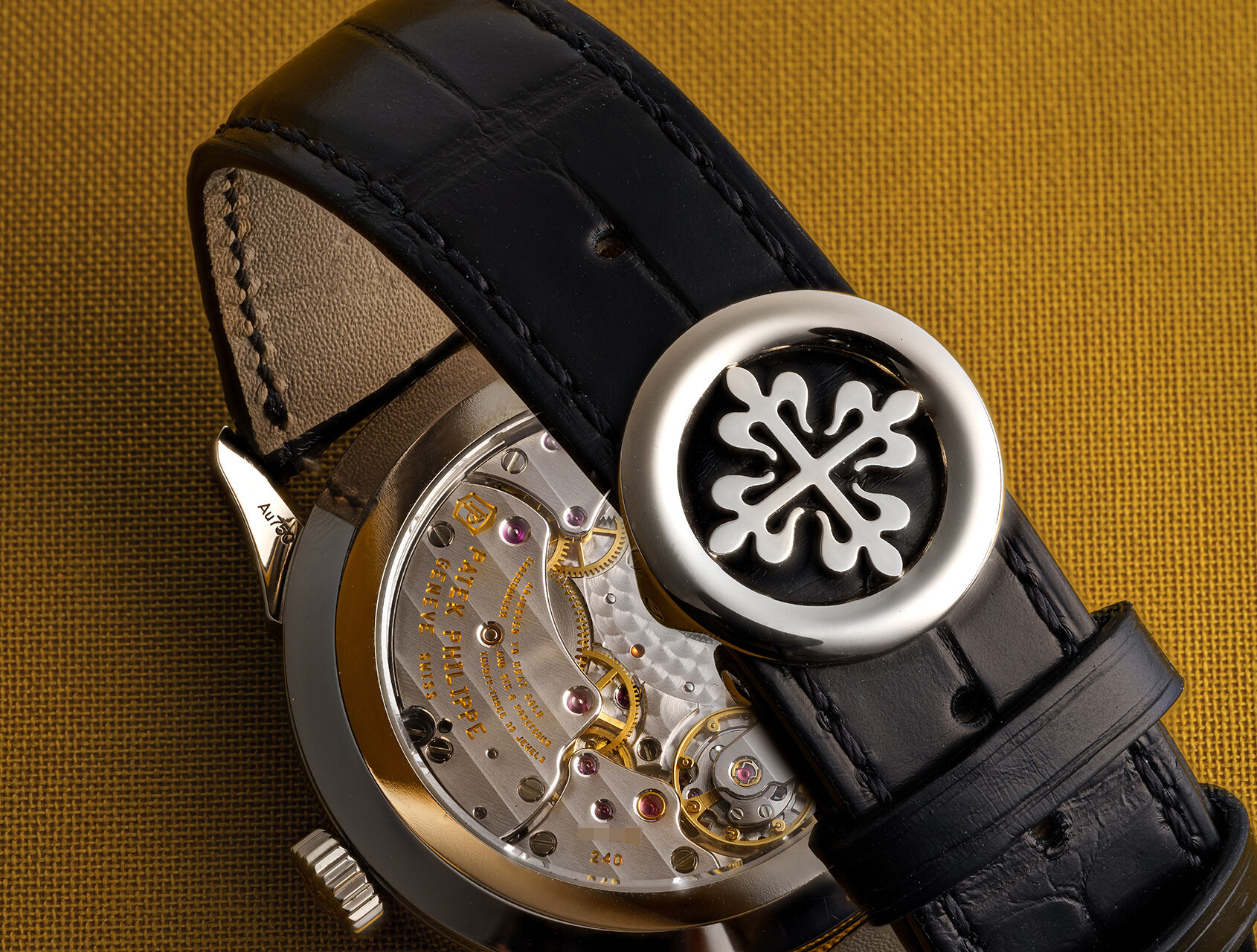 ref 5230G-001 | 5230G - White Gold | Patek Philippe World Time