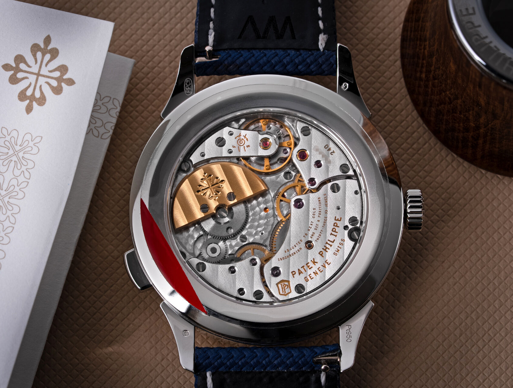 ref 5230P-001 | 5230P - Platinum | Patek Philippe World Time