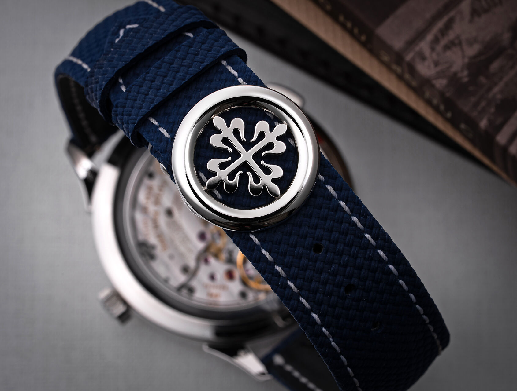 ref 5230P-001 | 5230P - Platinum | Patek Philippe World Time