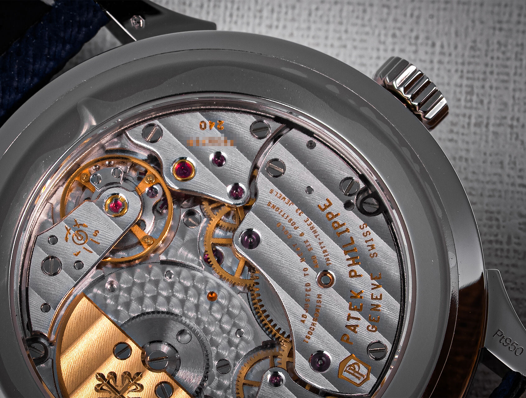 ref 5230P-001 | 5230P - Platinum | Patek Philippe World Time