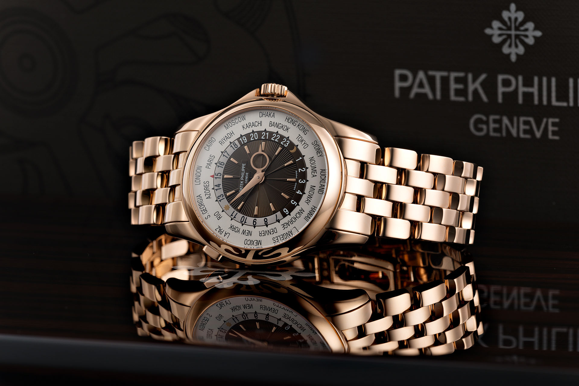 ref 5130R | 'Full Set' Immaculate | Patek Philippe World Time