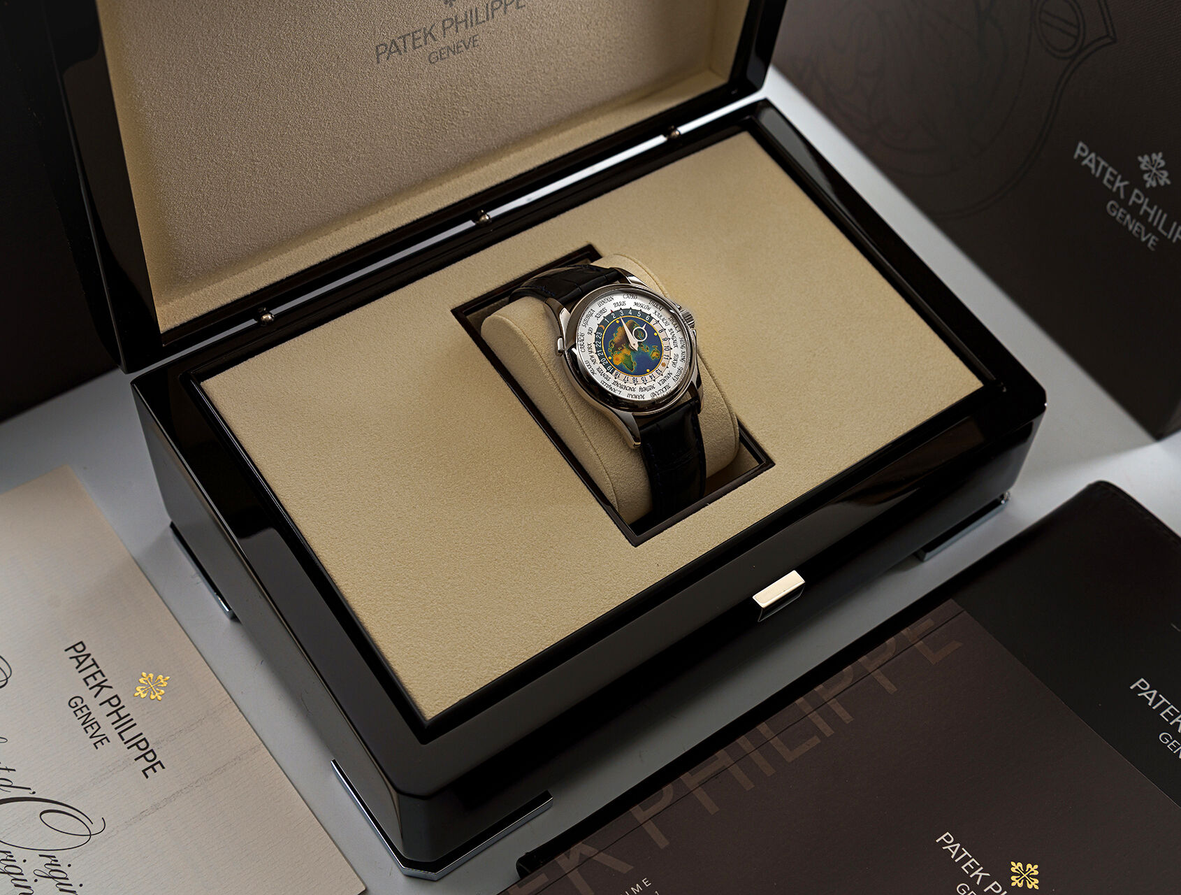 ref 5131G | World Time | Patek Philippe World Time