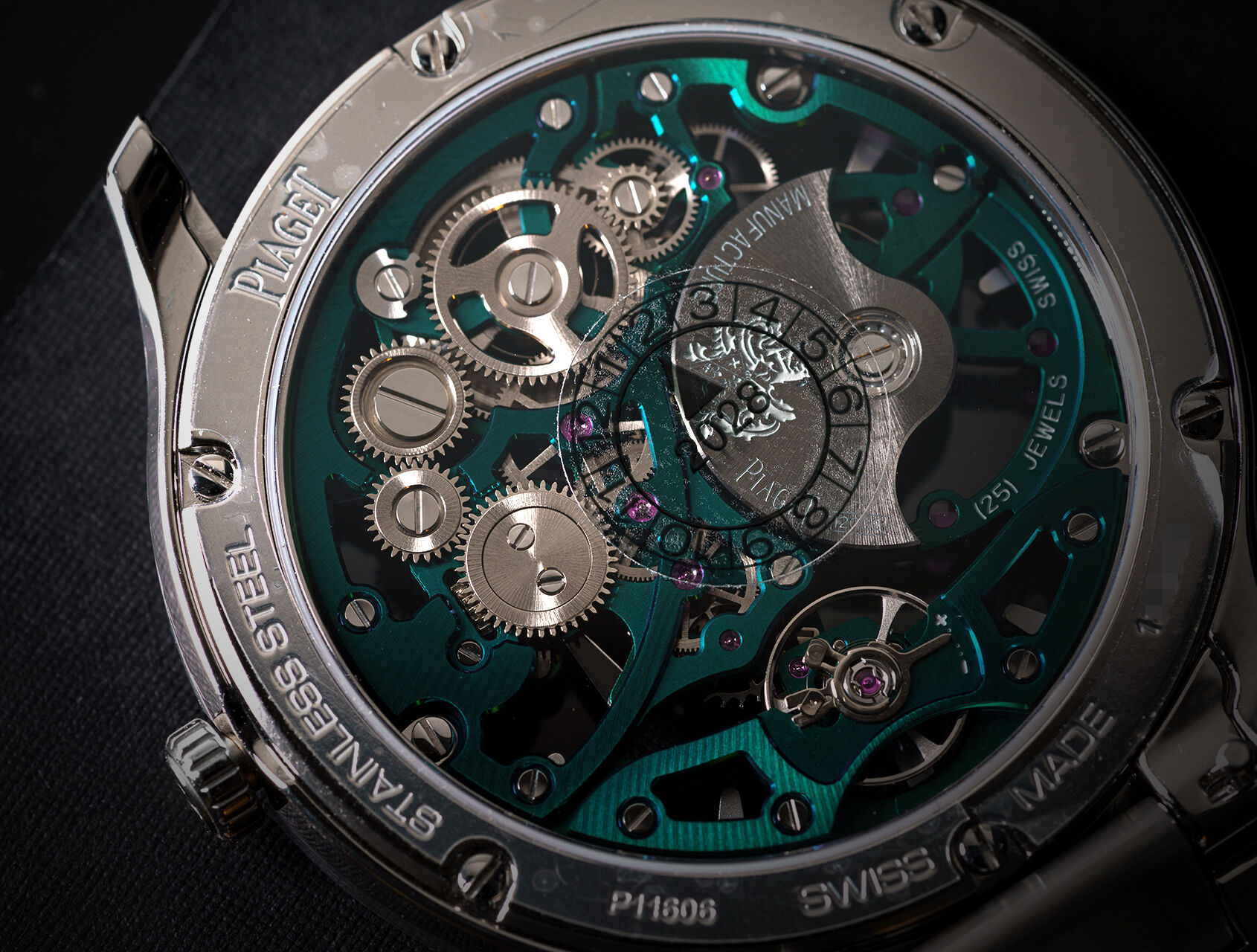 ref G0A47008 | Green Skeleton Dial | Piaget Polo