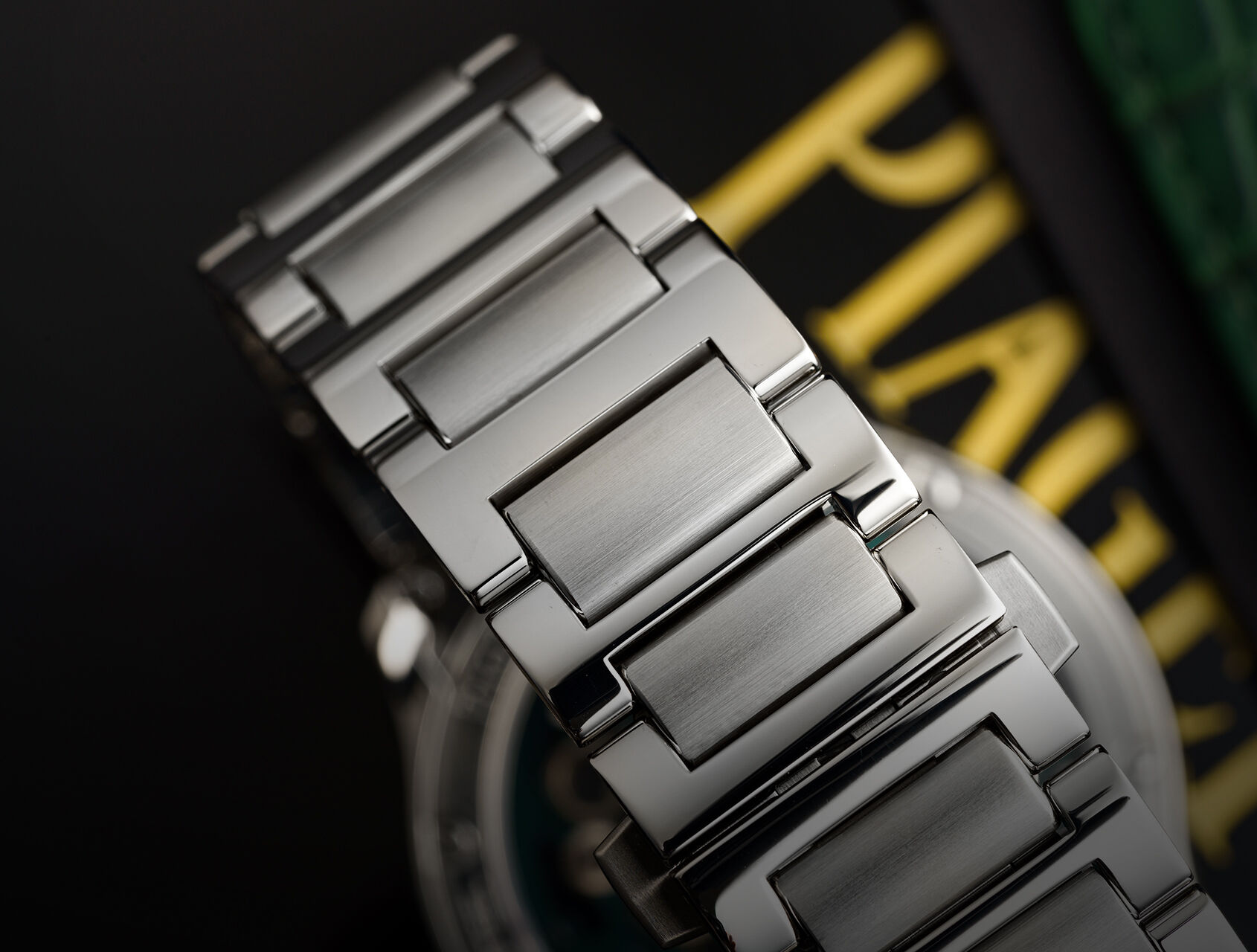ref G0A47008 | Green Skeleton Dial | Piaget Polo