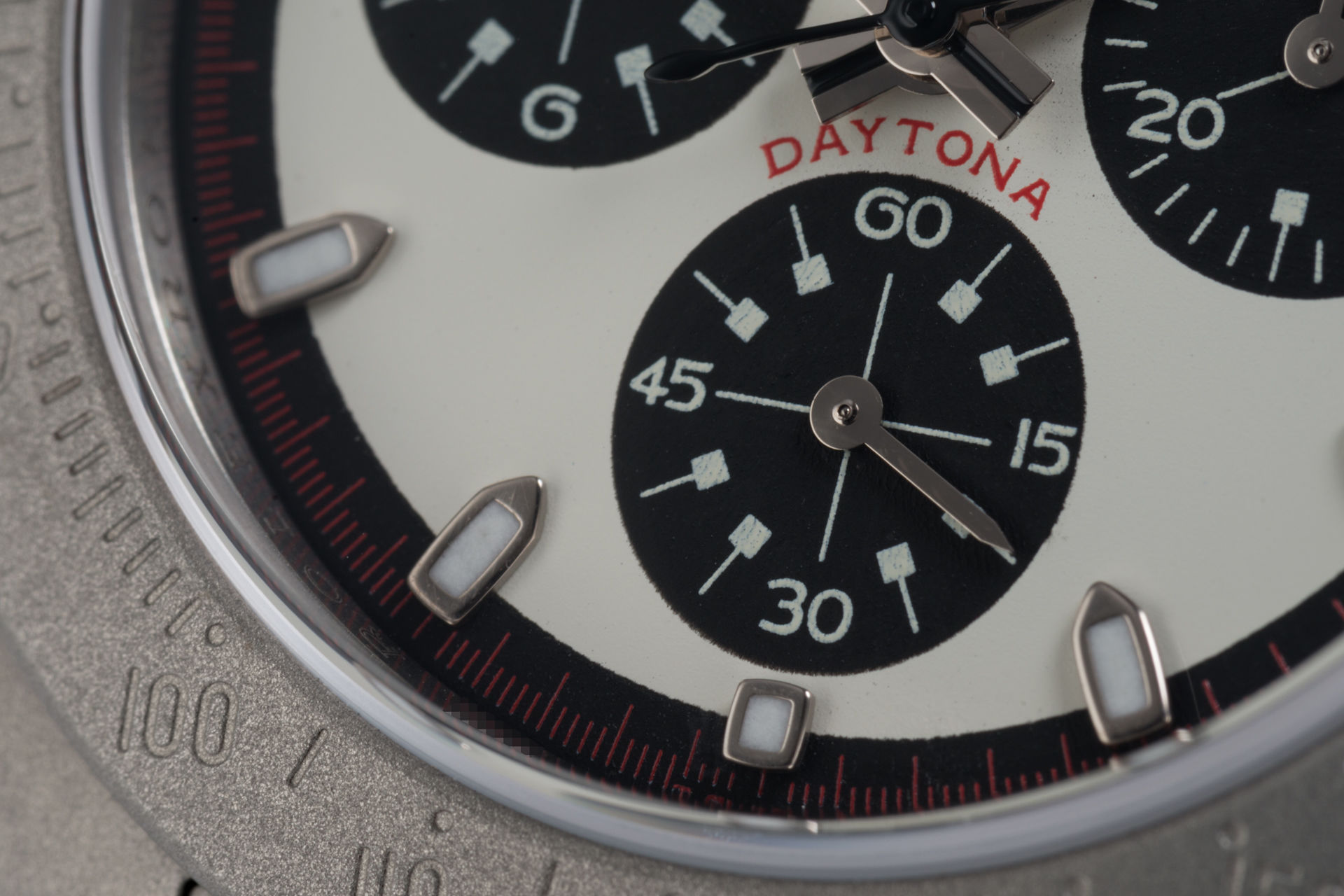 ref 116520 | One of 100 'Panda Dial' | Pro Hunter Cosmograph Daytona