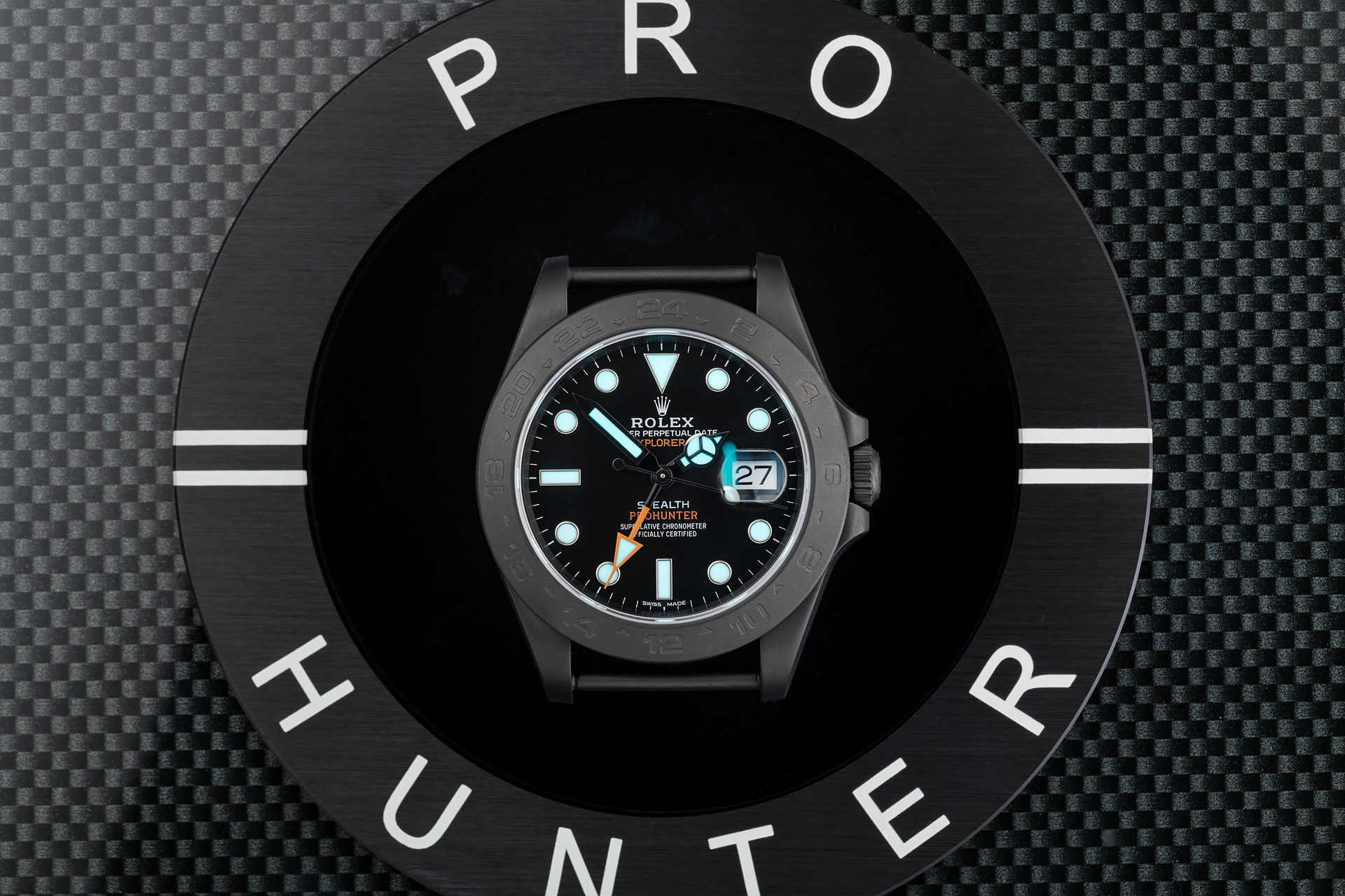 ref 216570 | Military 'Stealth McQueen' | Pro Hunter Explorer II