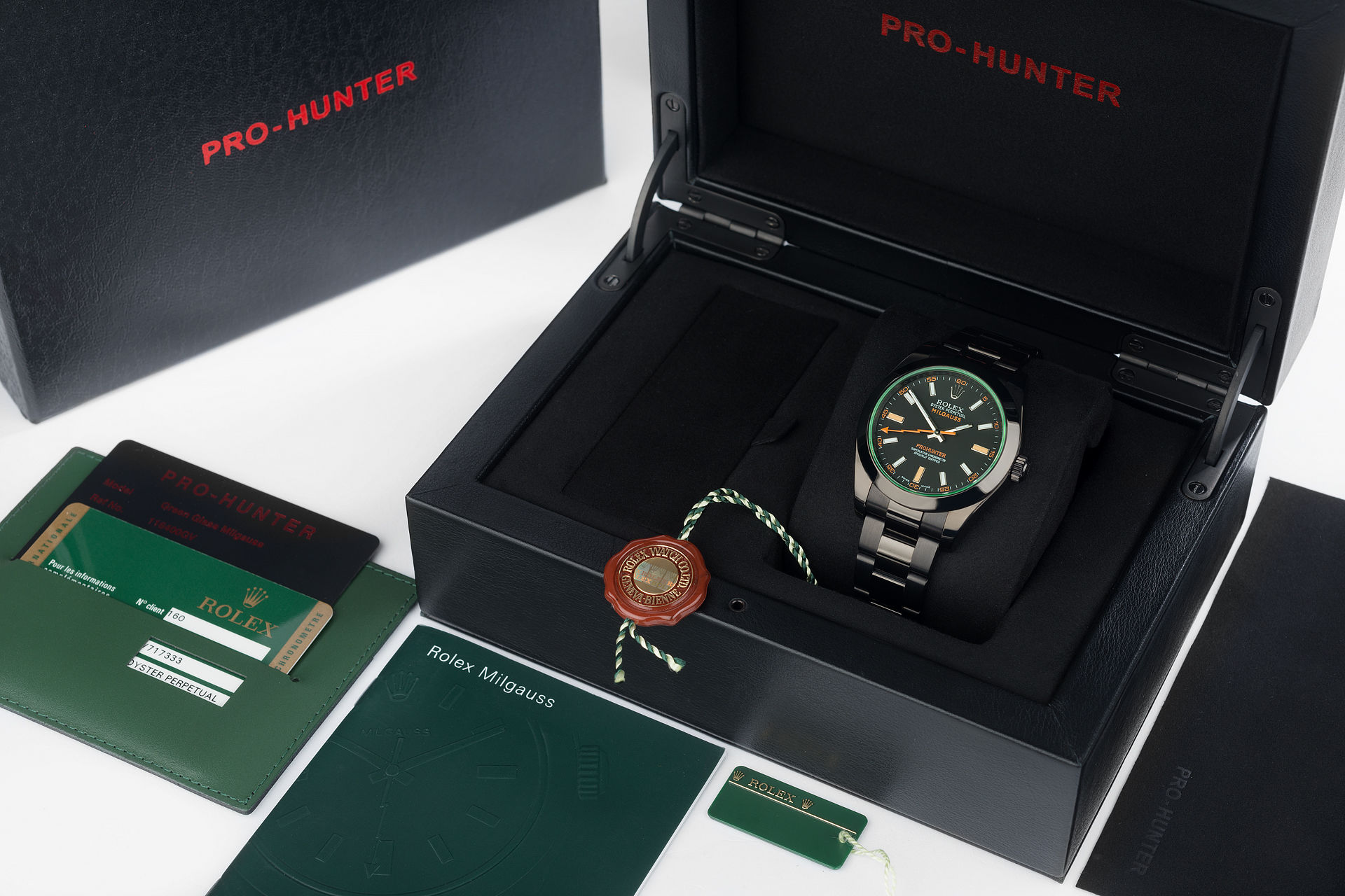 ref 116400GV | Lightning Hand Green Glass | Pro Hunter Milgauss