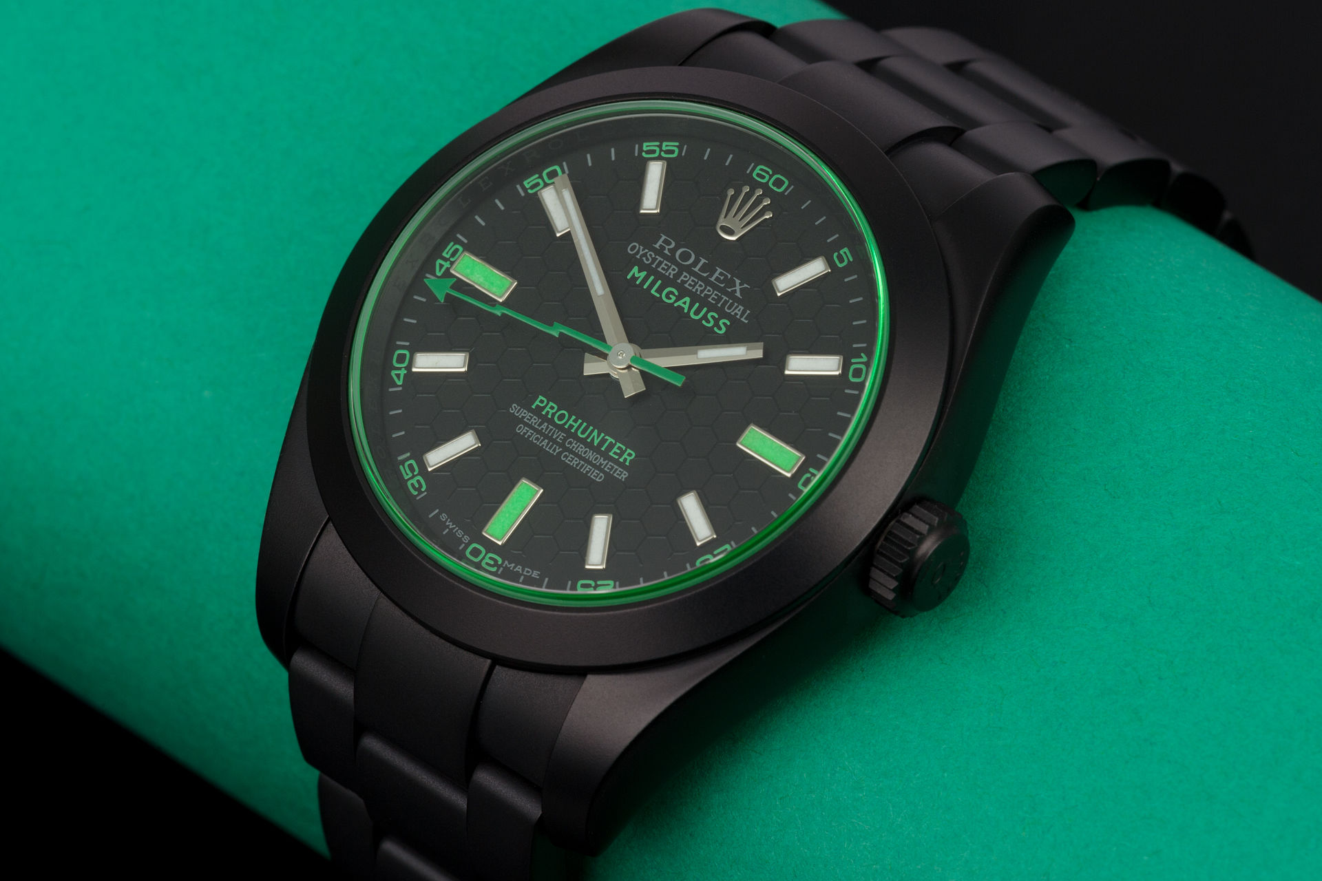 ref 116400GV | One of 100 | Pro Hunter Milgauss