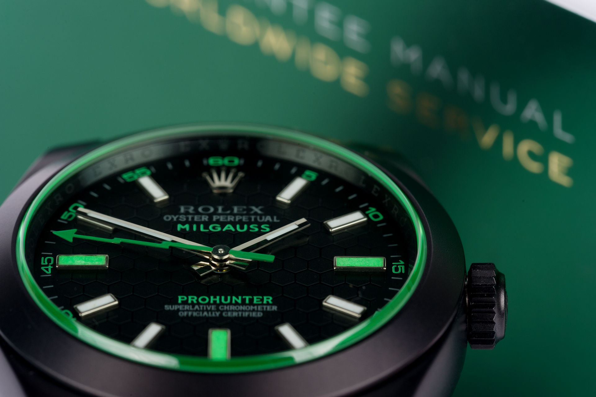 ref 116400GV | One of 100 | Pro Hunter Milgauss