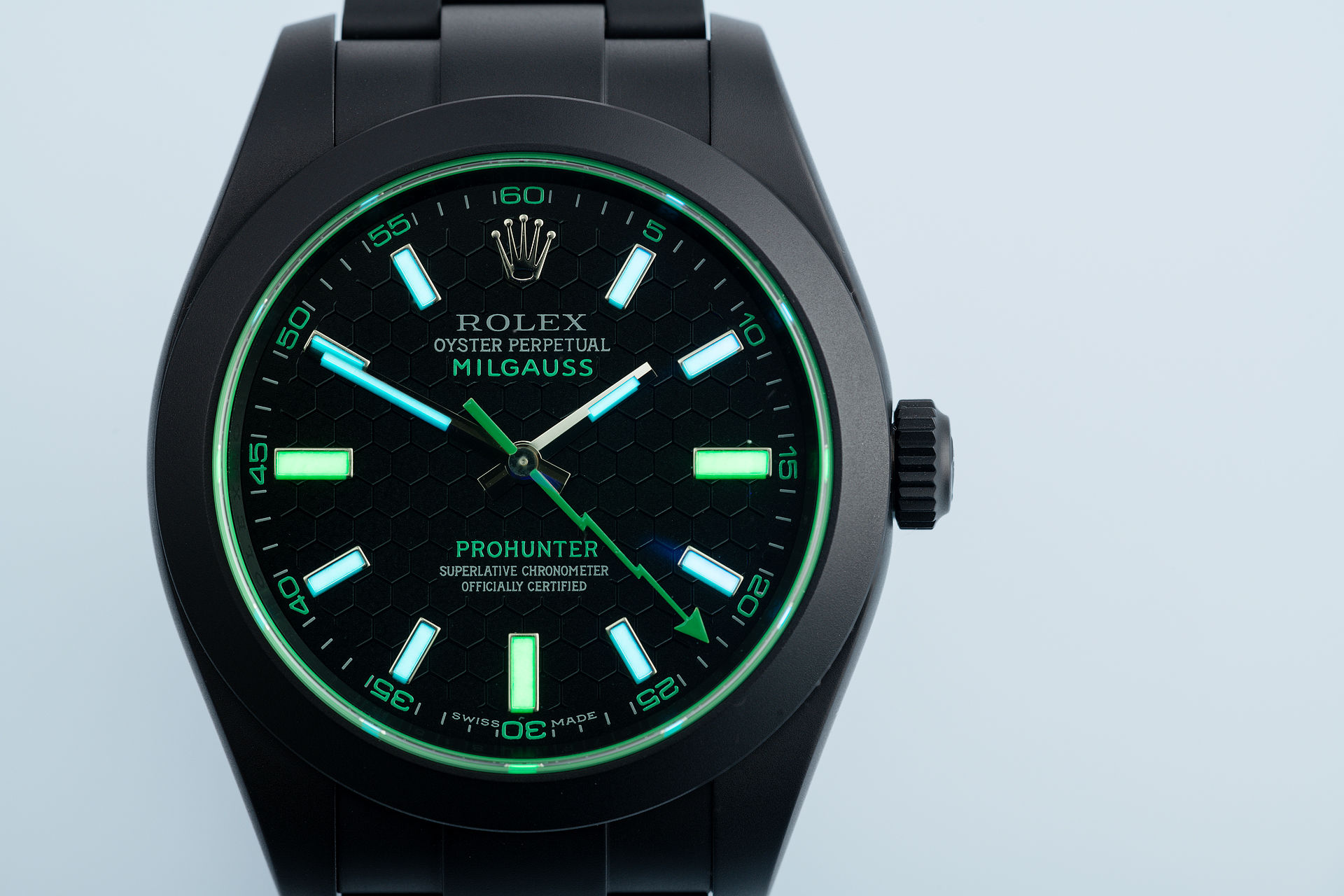 ref 116400GV | One of 100 | Pro Hunter Milgauss