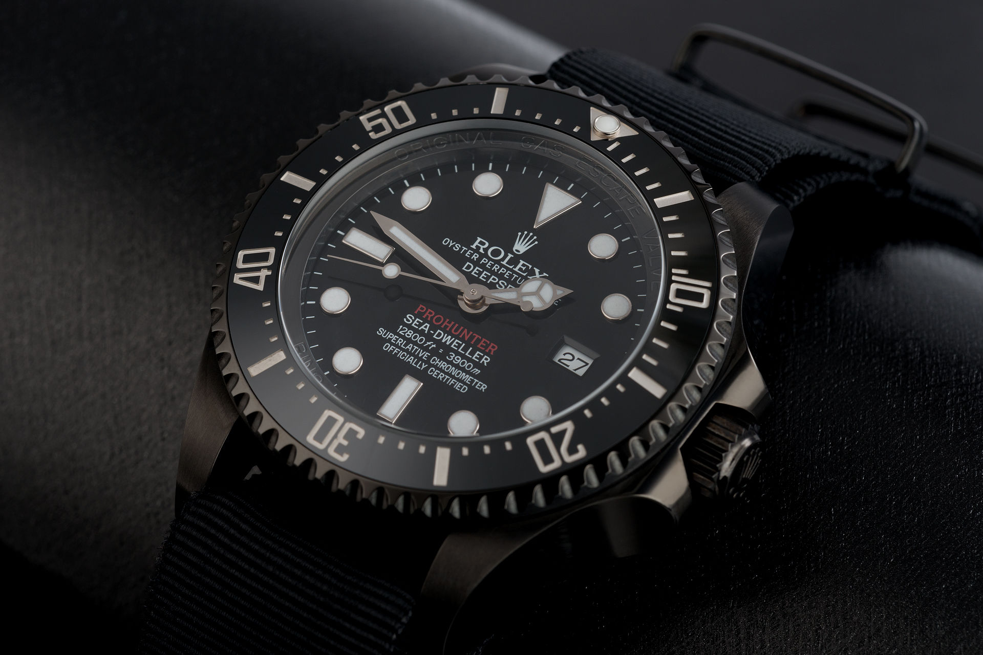 ref 116660 | One of 100 | Pro Hunter Sea-Dweller Deepsea Military