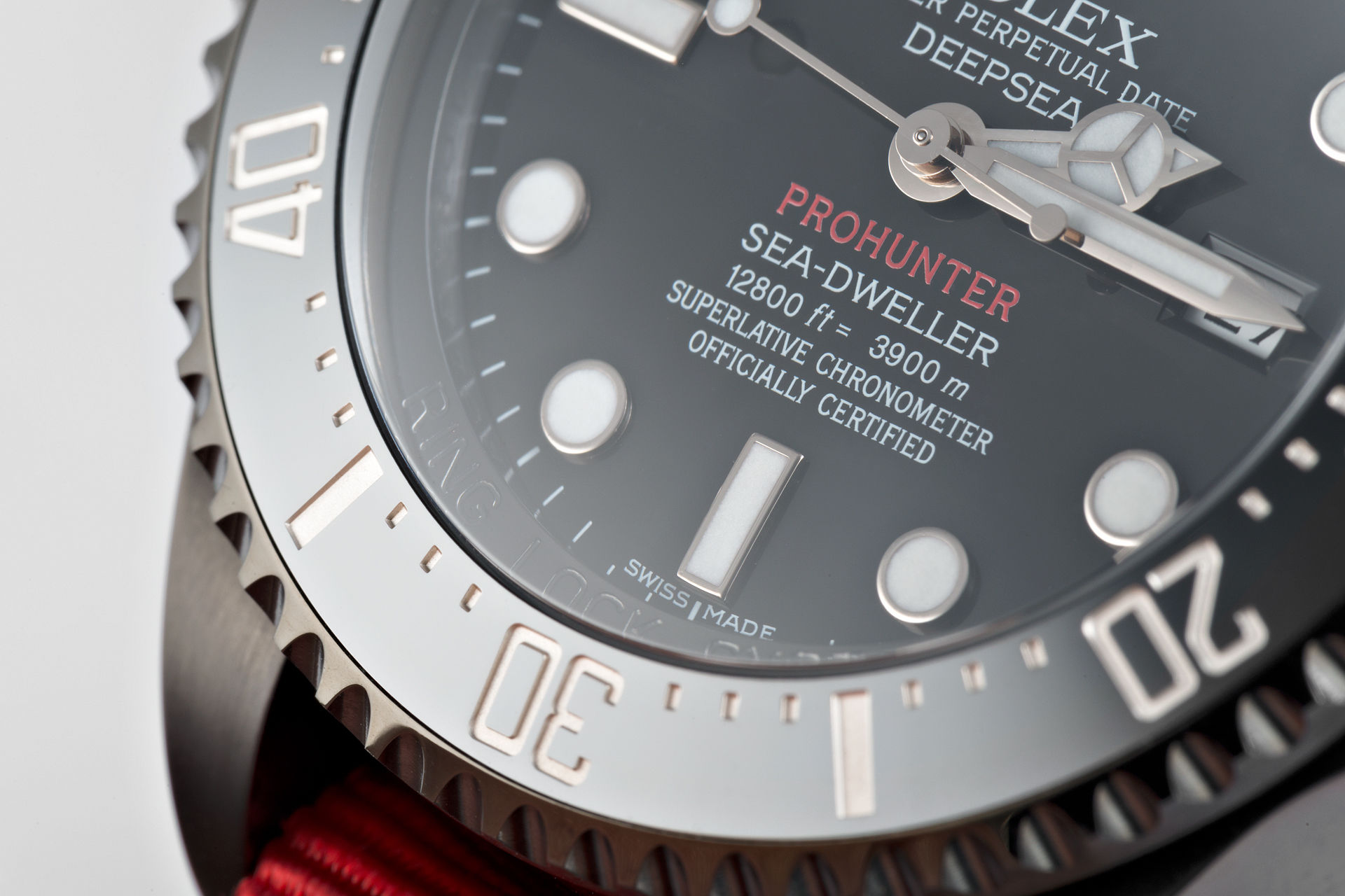 ref 116660 | Single Red Military 'One of 100' | Pro Hunter Sea-Dweller Deepsea