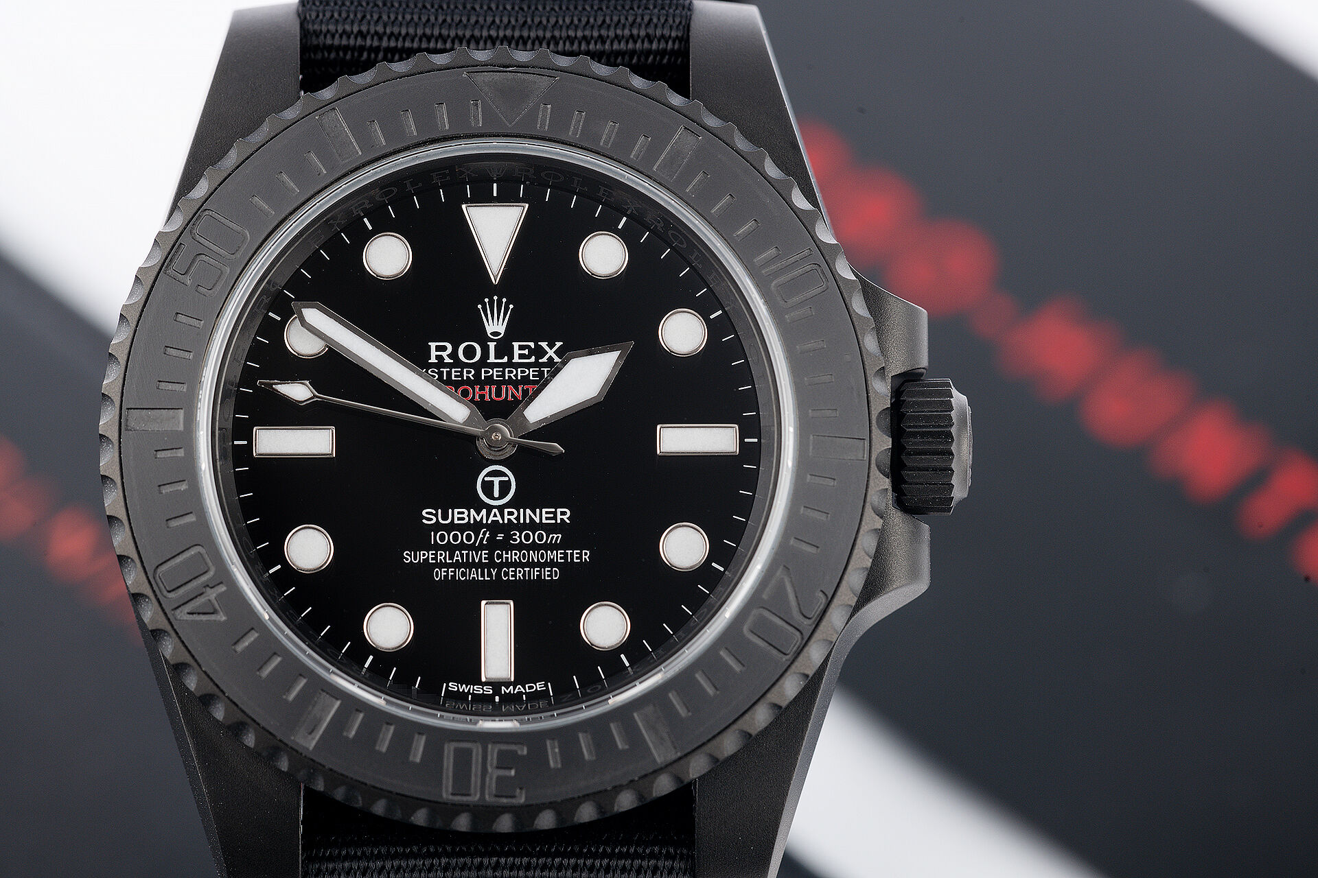 ref 114060 | Limited to 100 Pieces | Pro Hunter Submariner Military