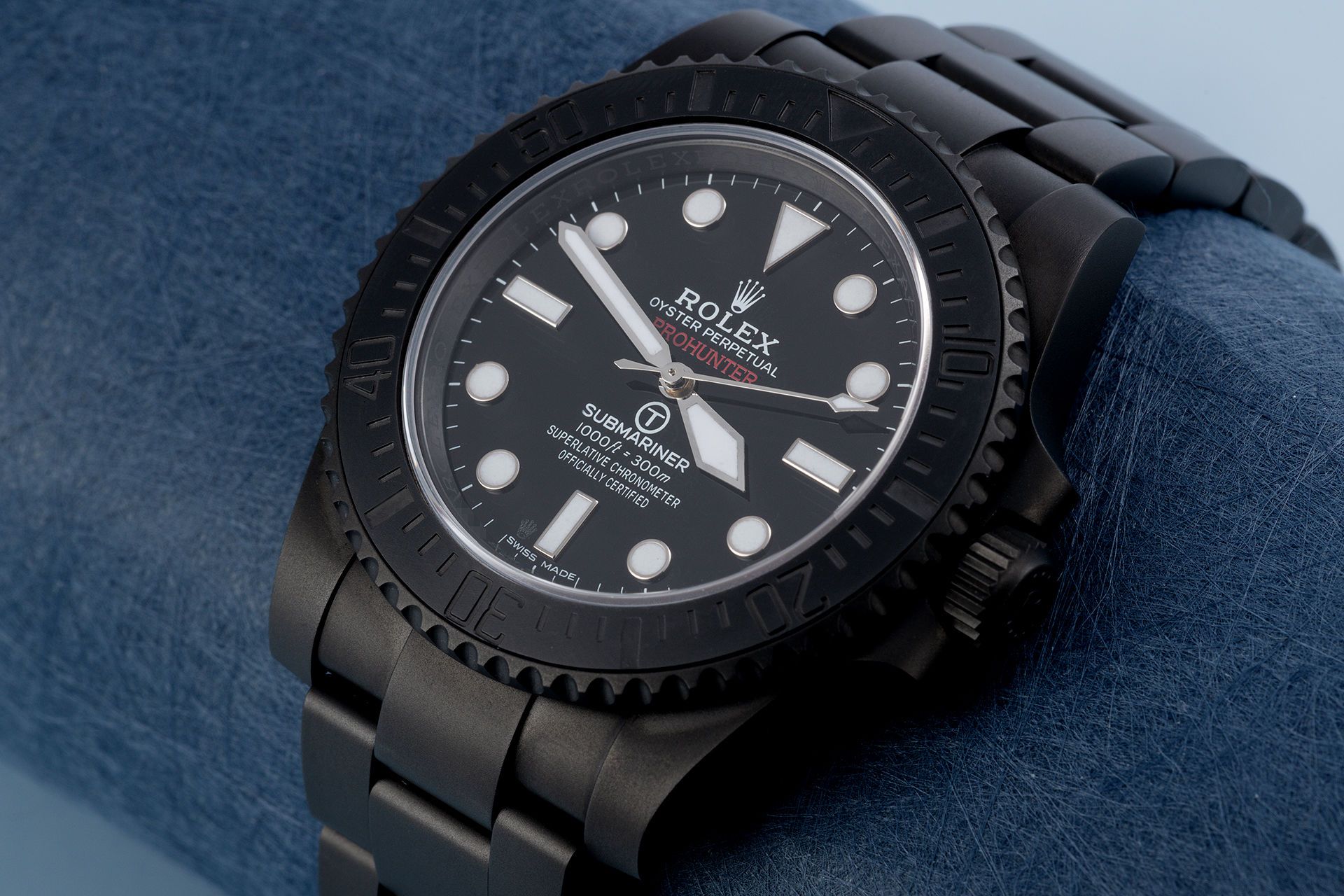 ref 114060 | One of 100 'Stealth' | Pro Hunter Submariner