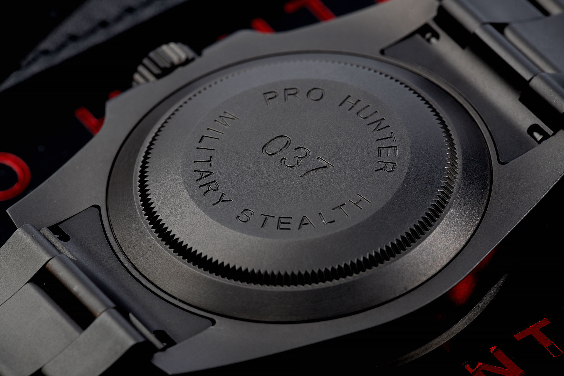 ref 114060 | One of 100 'Stealth' | Pro Hunter Submariner