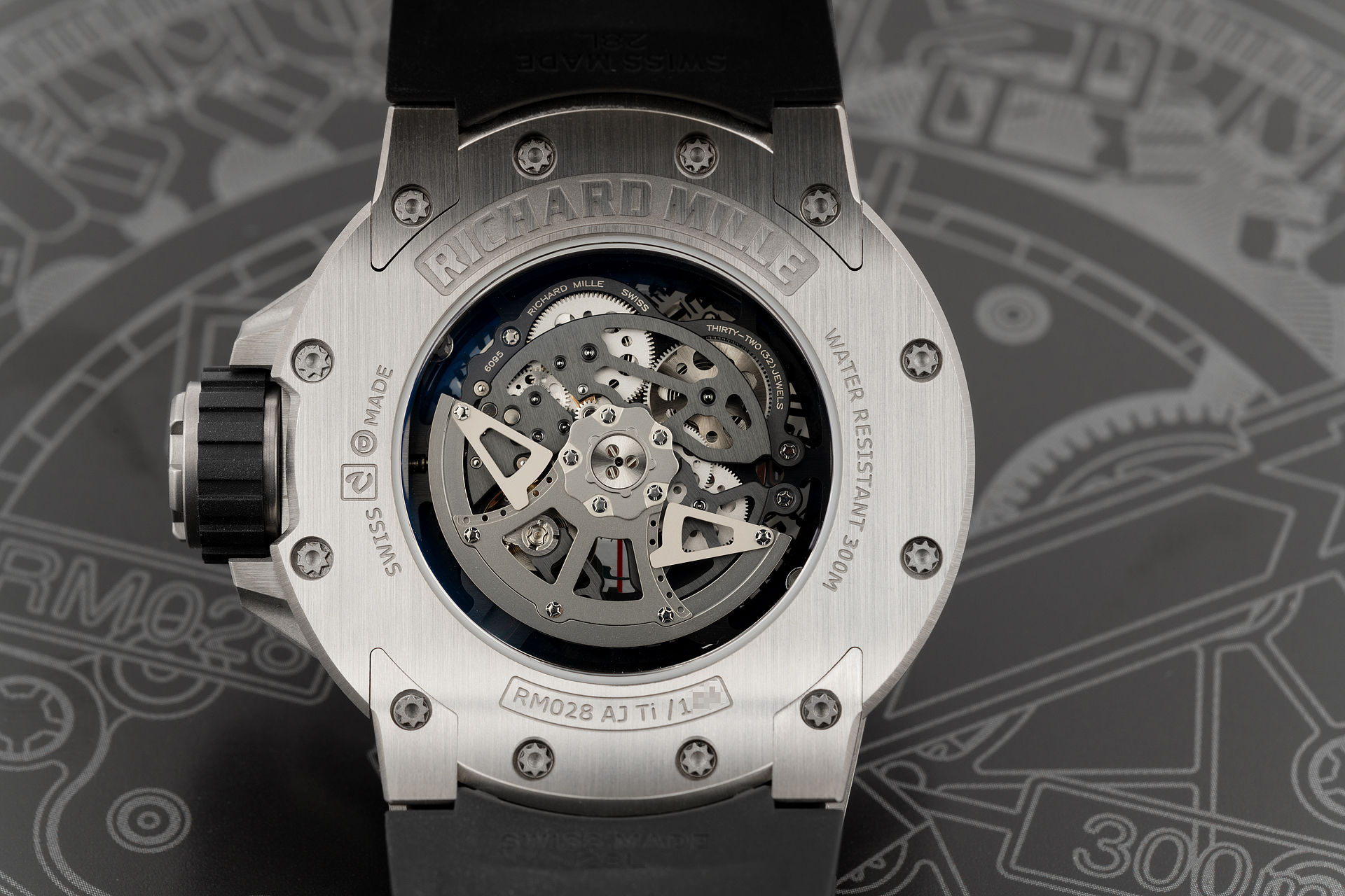 ref RM 028 AJ Ti | Full Set 'Titanium' | Richard Mille RM 028 AJ Ti